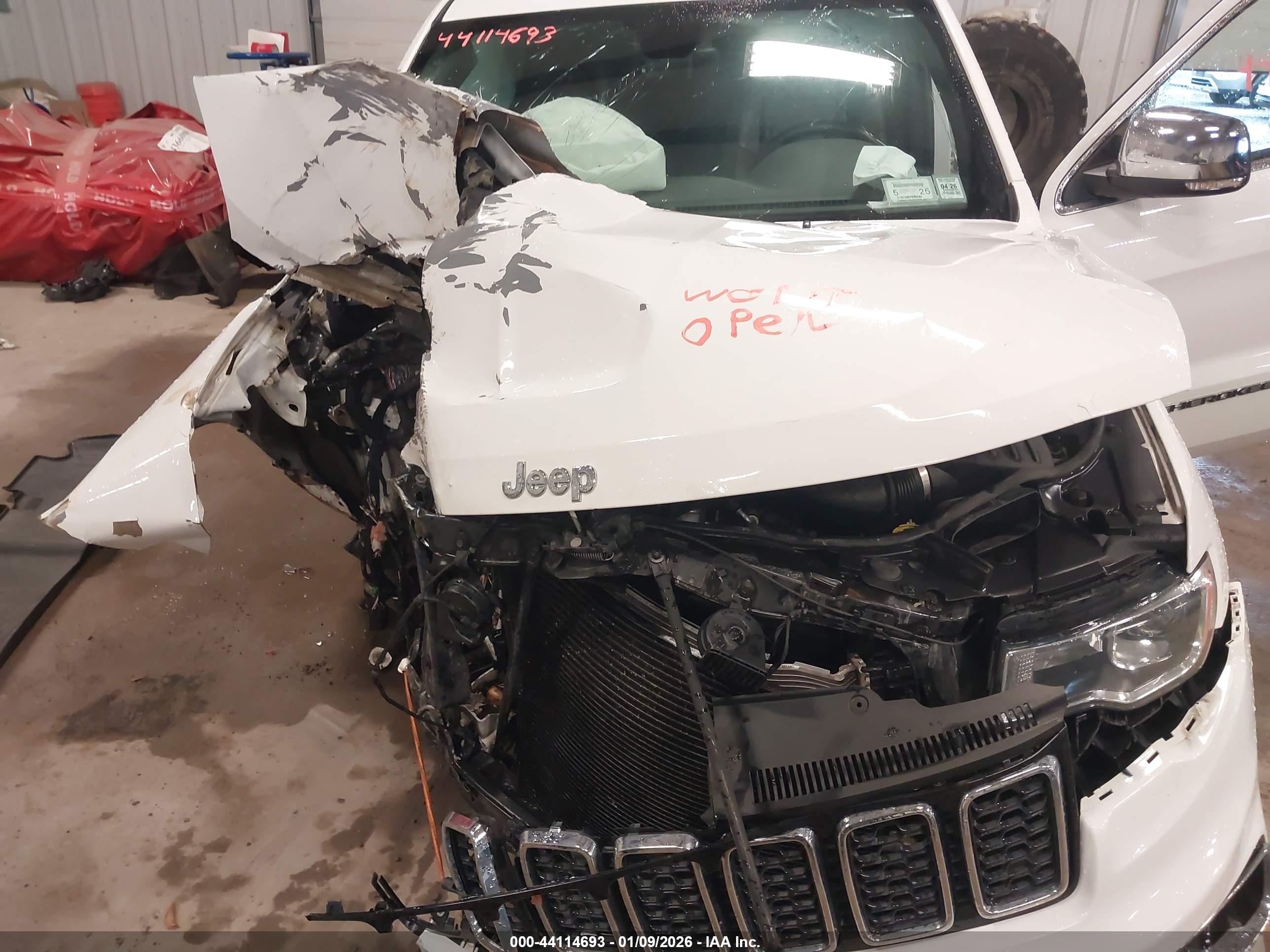 JEEP GRAND image 10