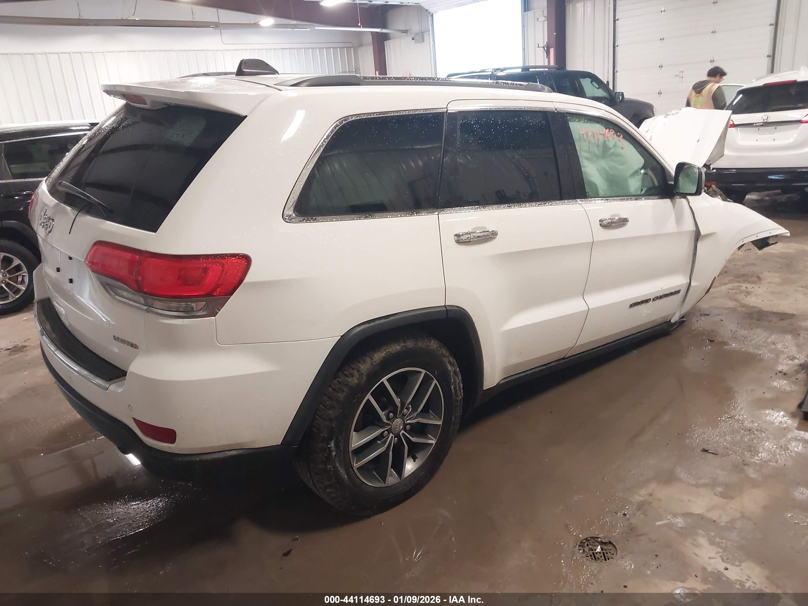 JEEP GRAND image 4