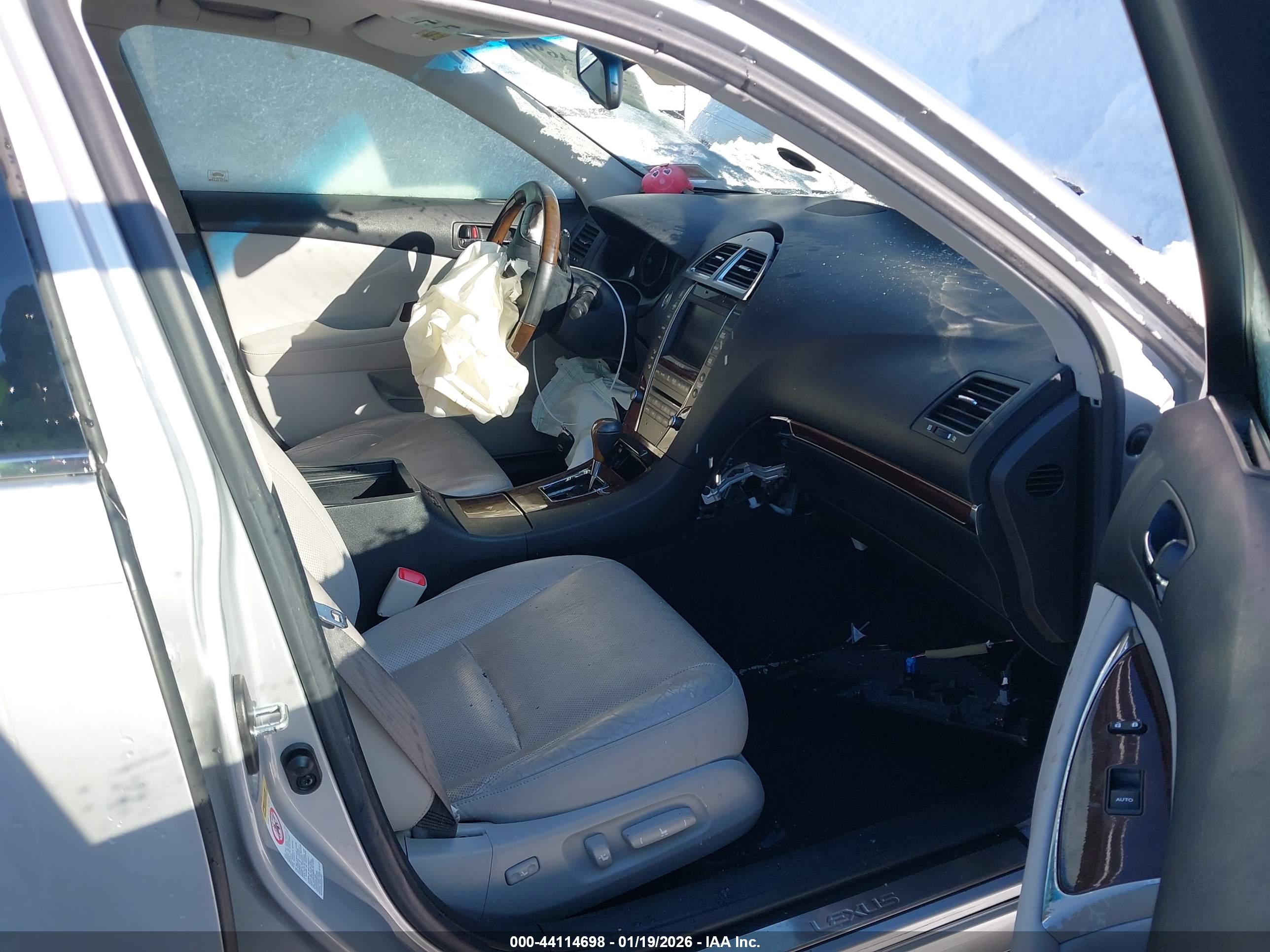 LEXUS ES image 5