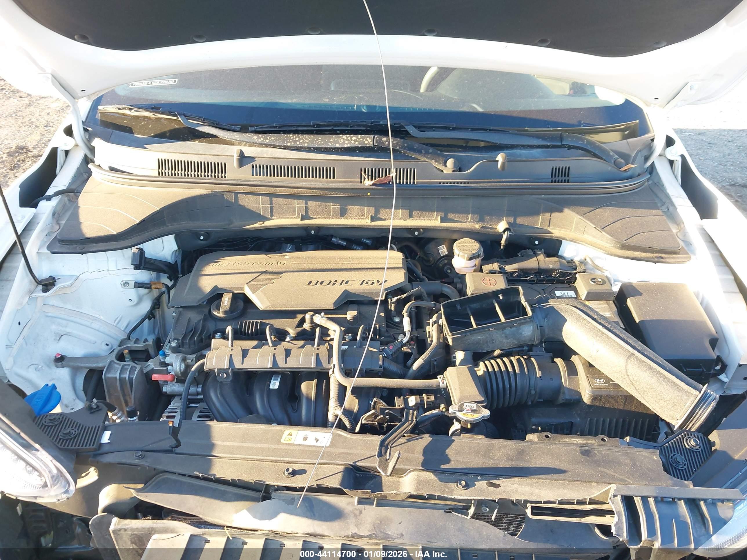 HYUNDAI KONA image 10