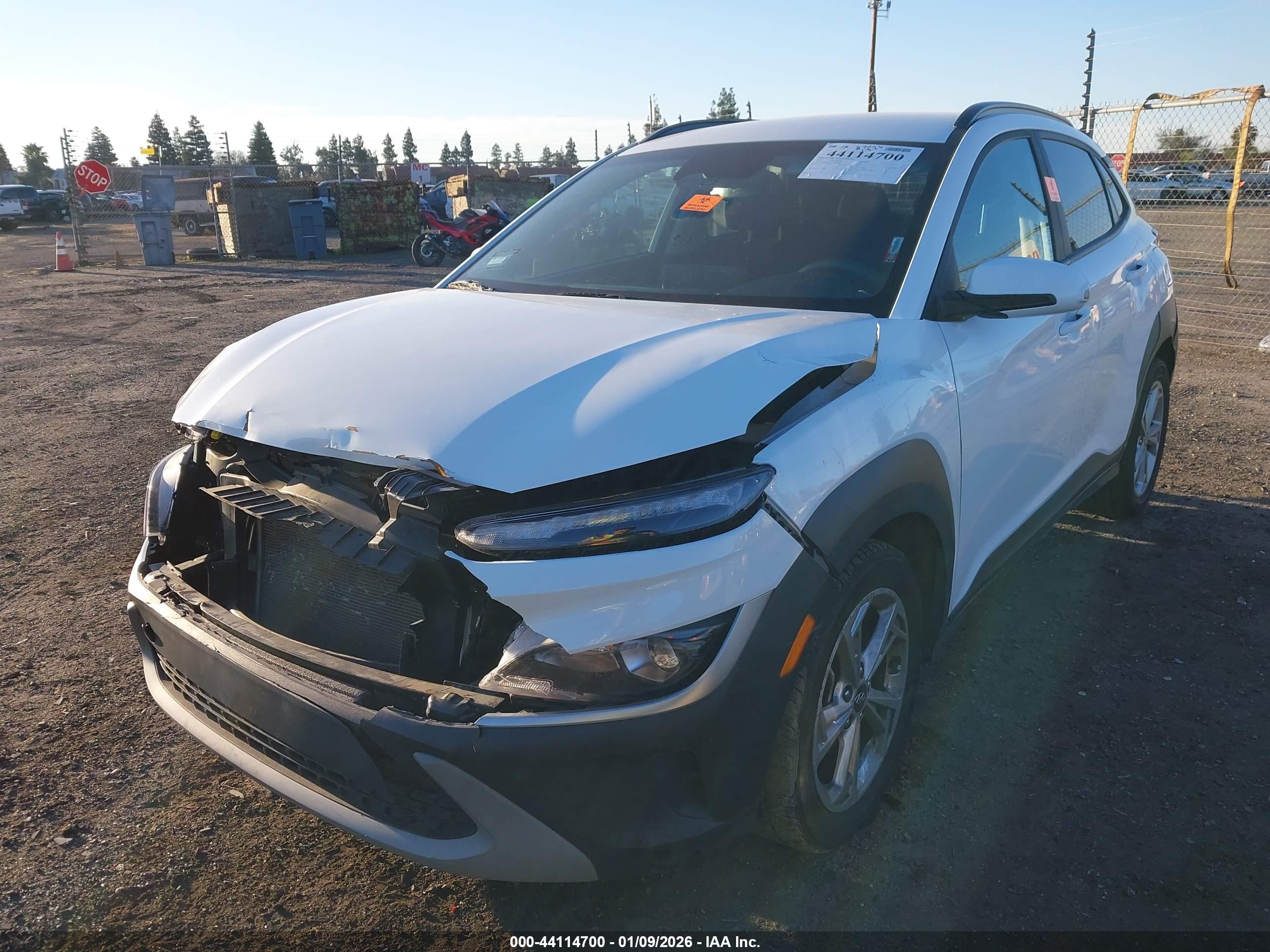 HYUNDAI KONA image 2