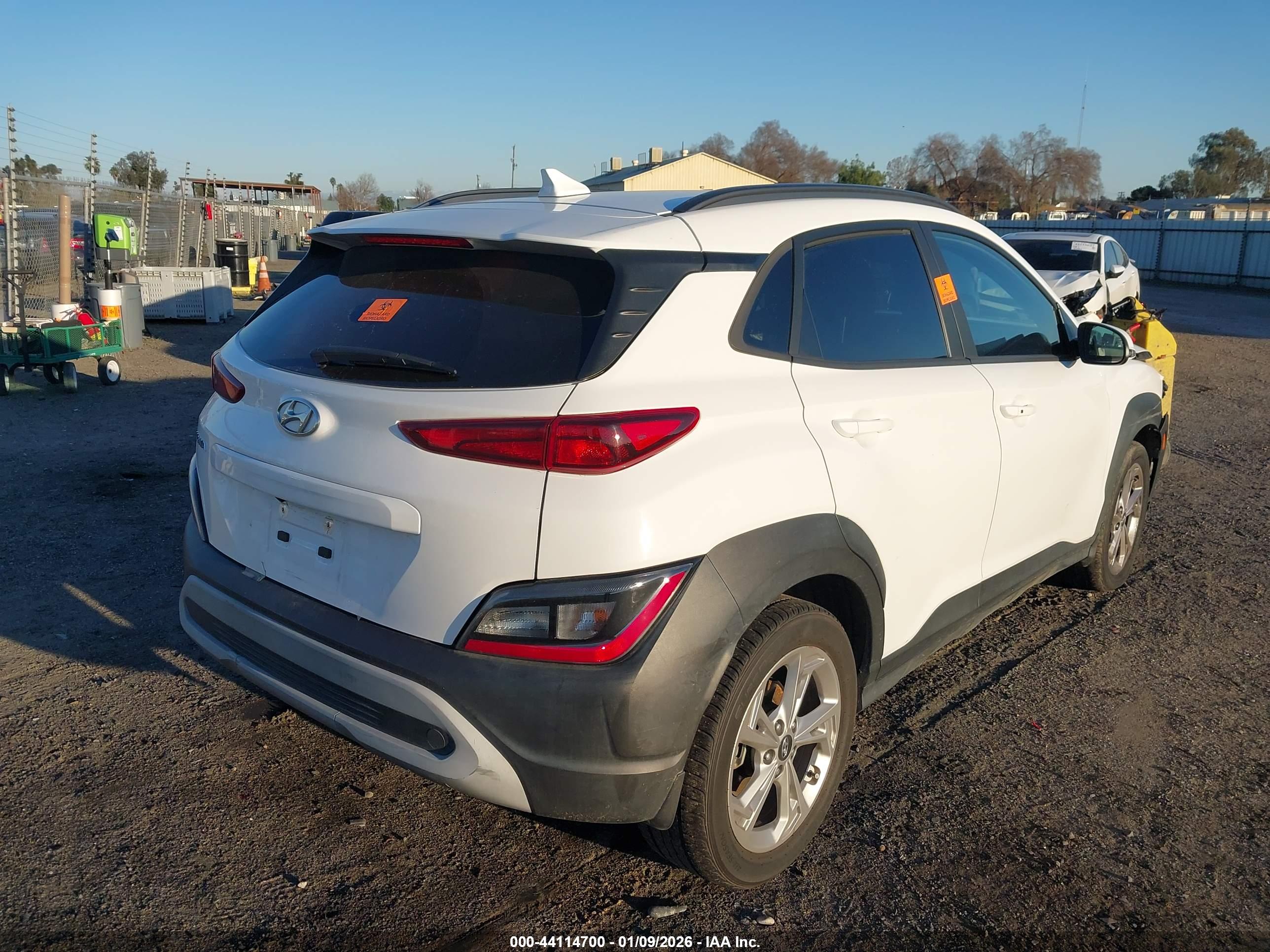 HYUNDAI KONA image 4