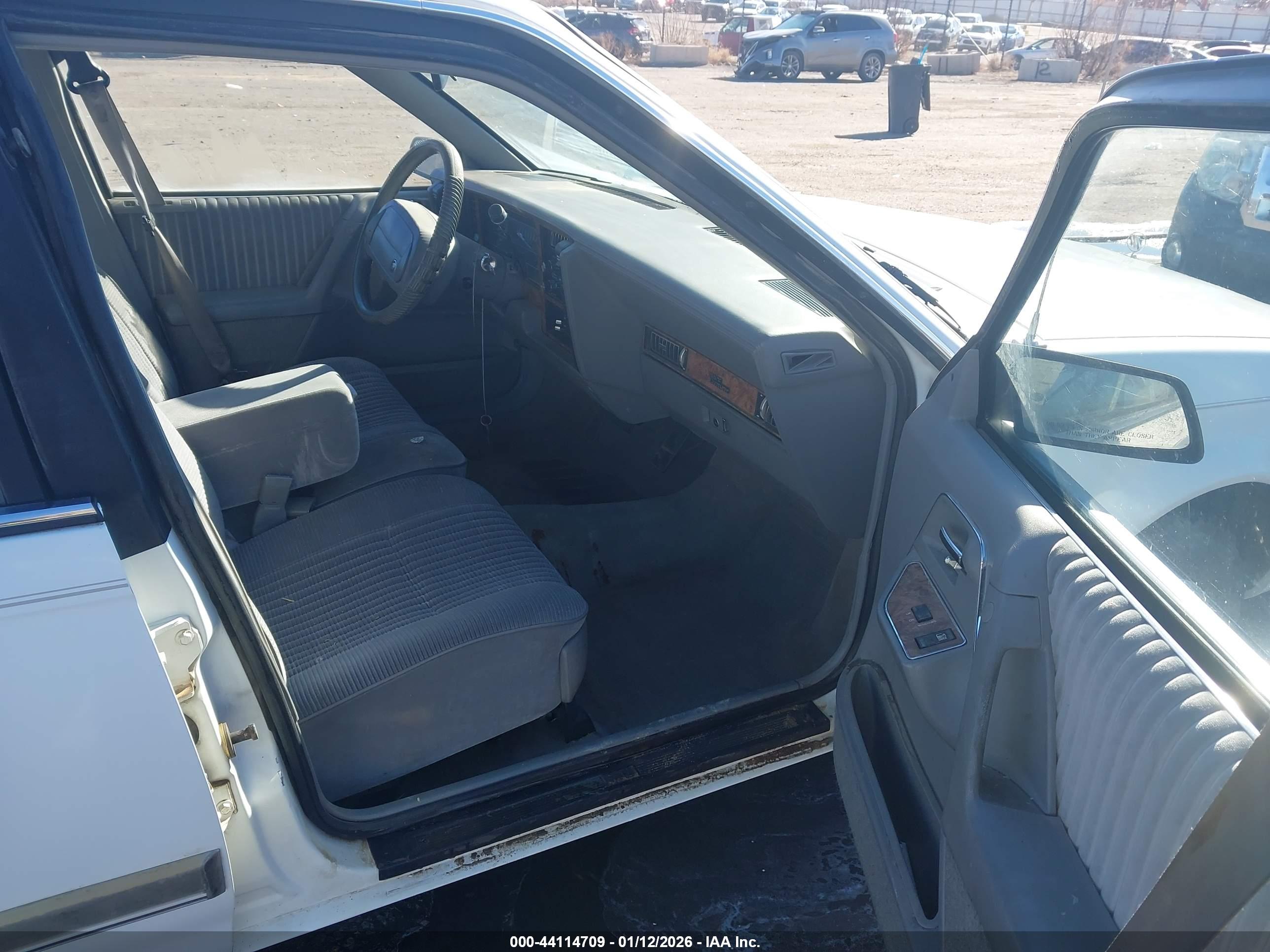 BUICK CENTURY image 5