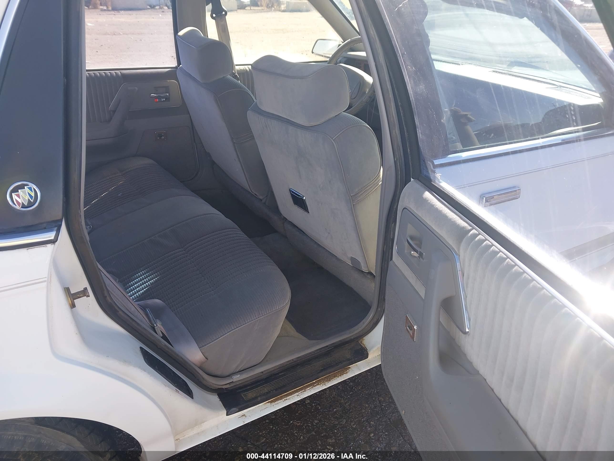 BUICK CENTURY image 8