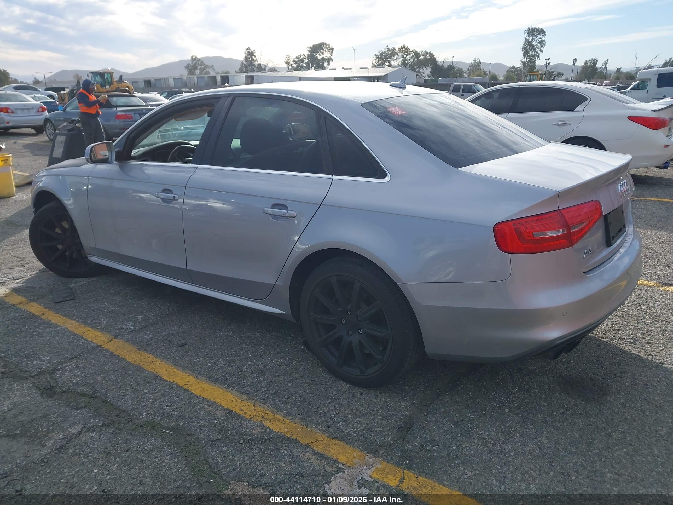 AUDI A4 image 3