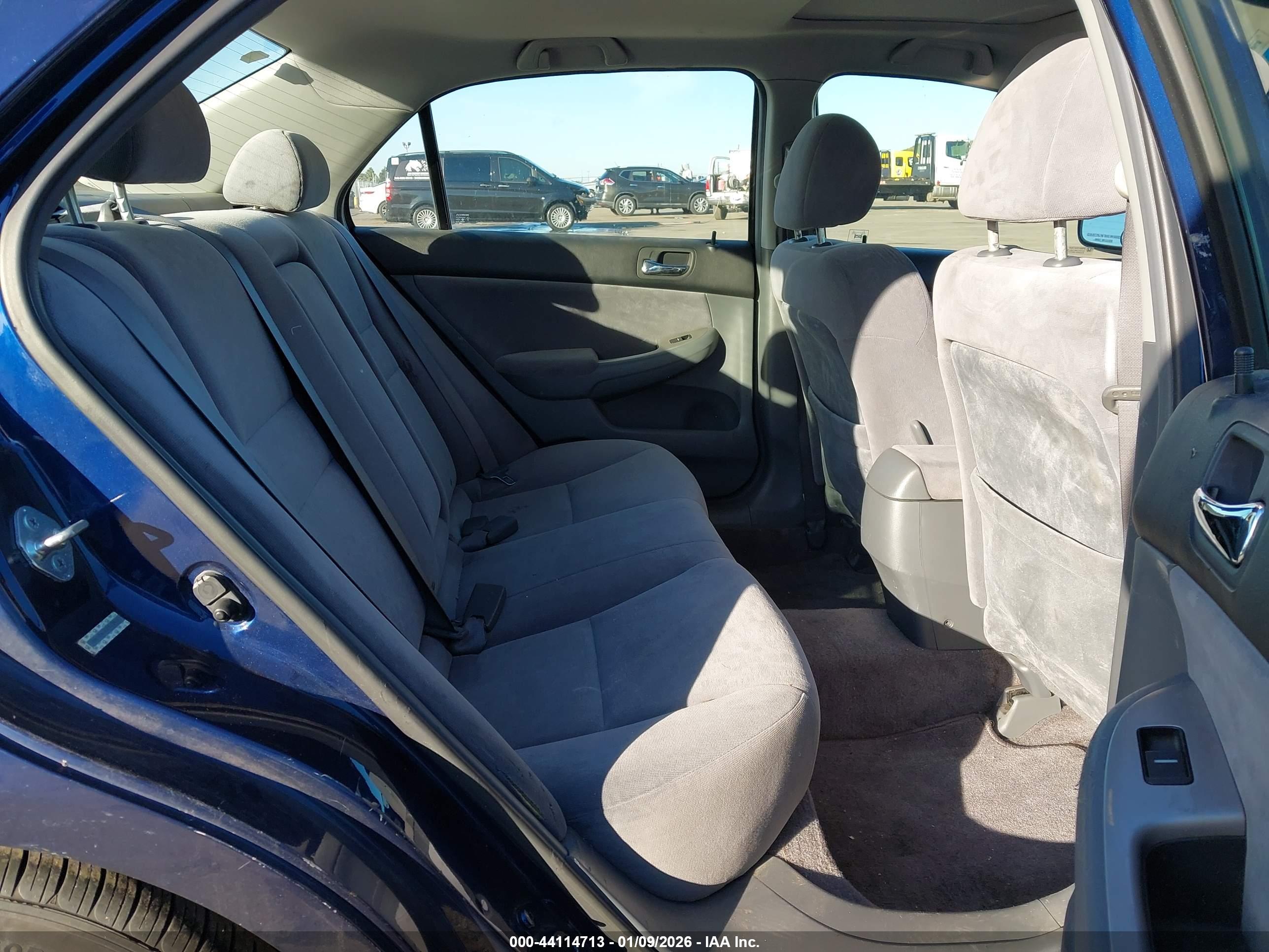 HONDA ACCORD image 8