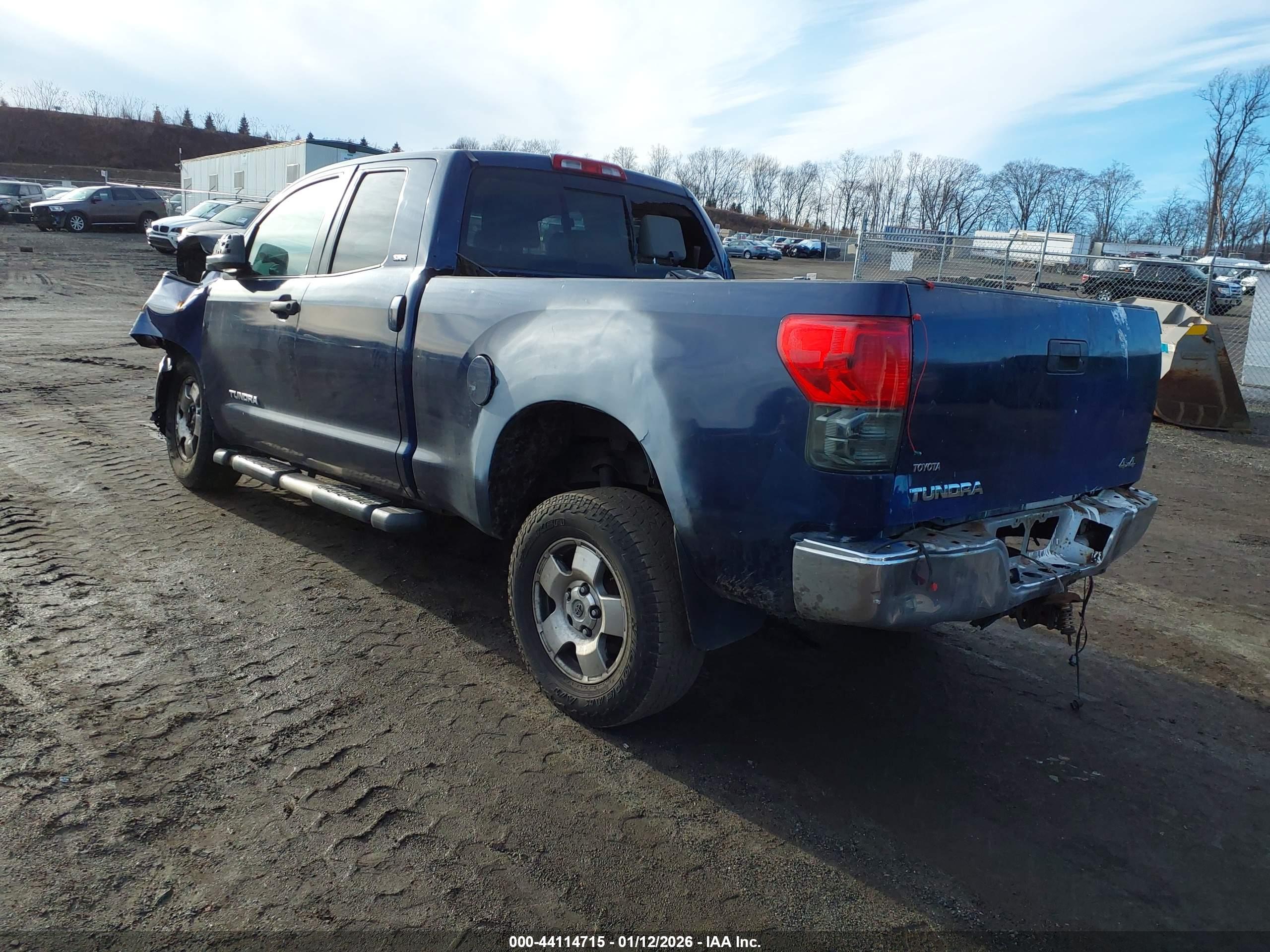 TOYOTA TUNDRA image 3