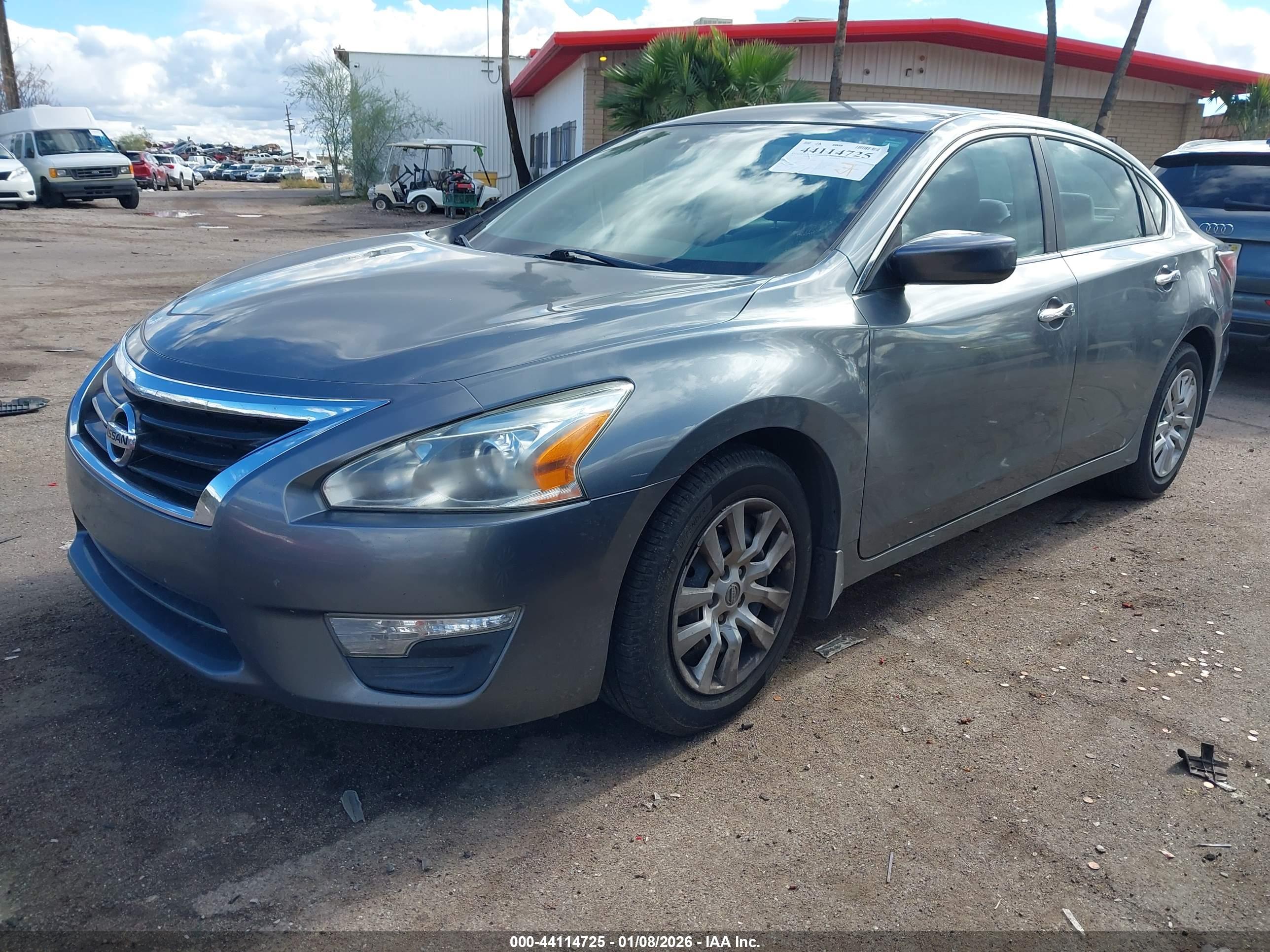 NISSAN ALTIMA image 2