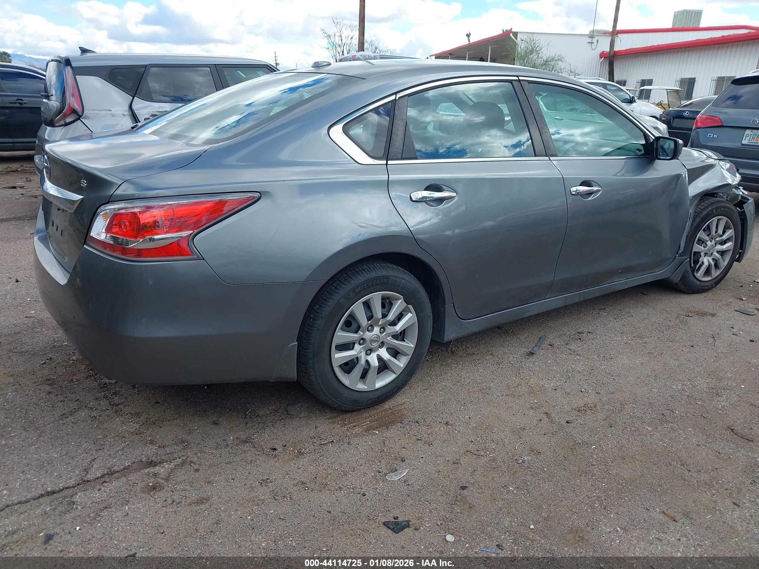 NISSAN ALTIMA image 4