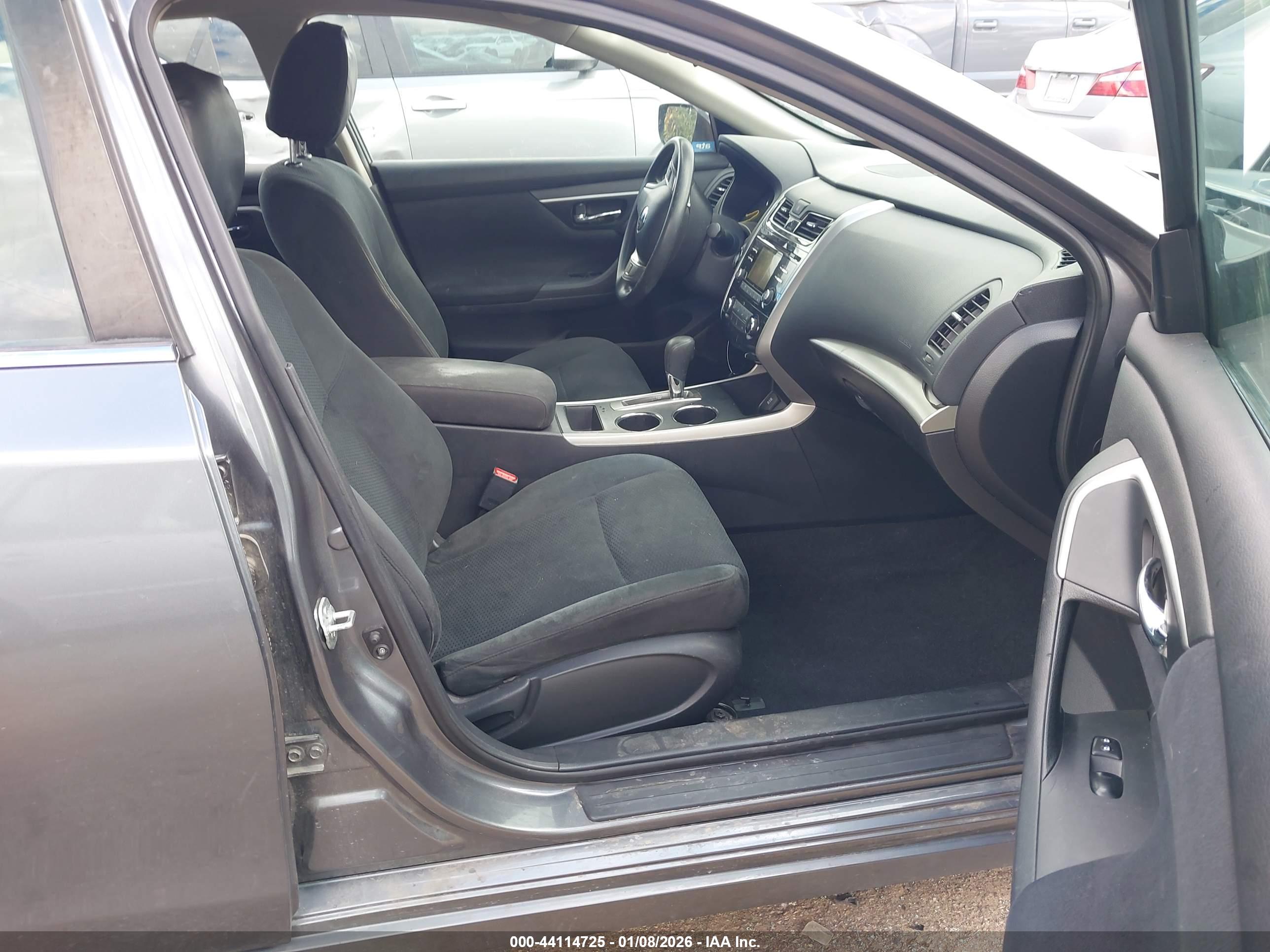 NISSAN ALTIMA image 5