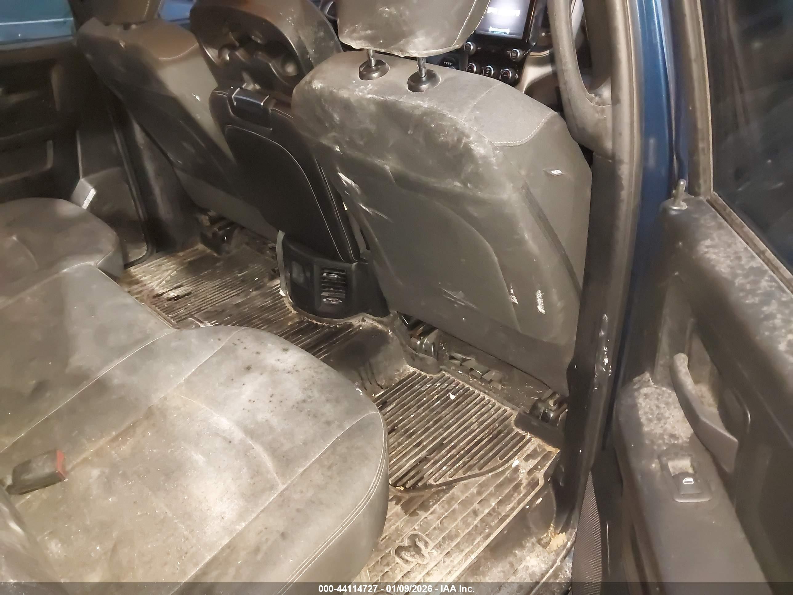 RAM 2500 image 8
