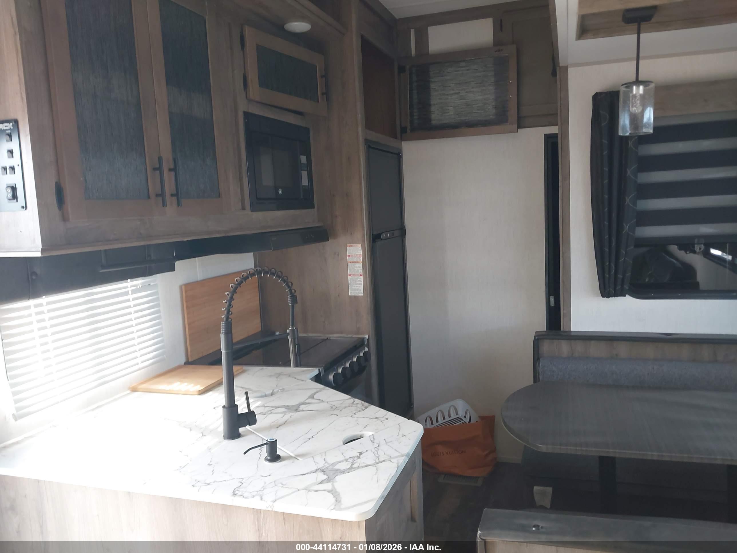 WOLFPACK RV image 8