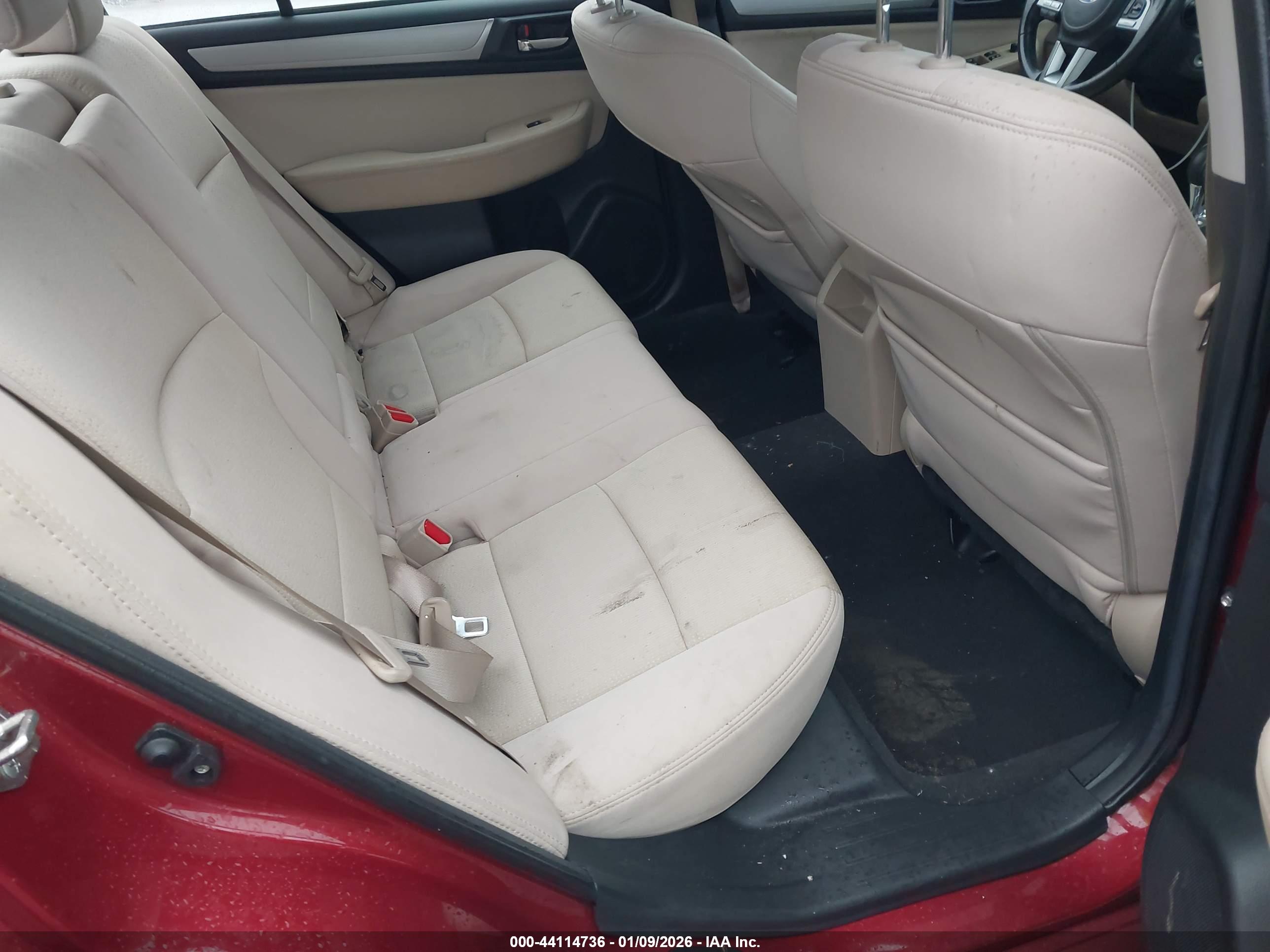 SUBARU LEGACY image 8