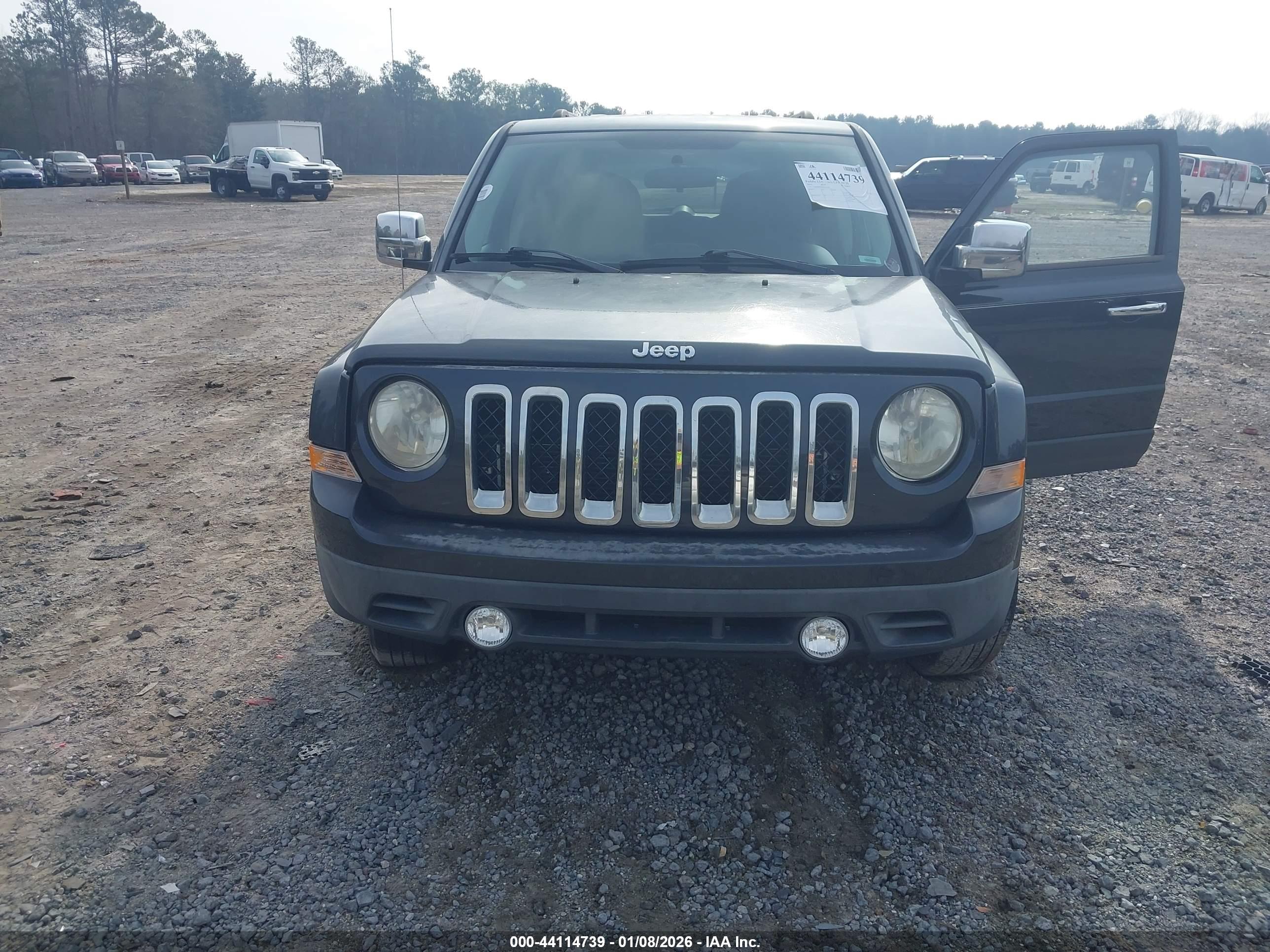 JEEP PATRIOT image 6