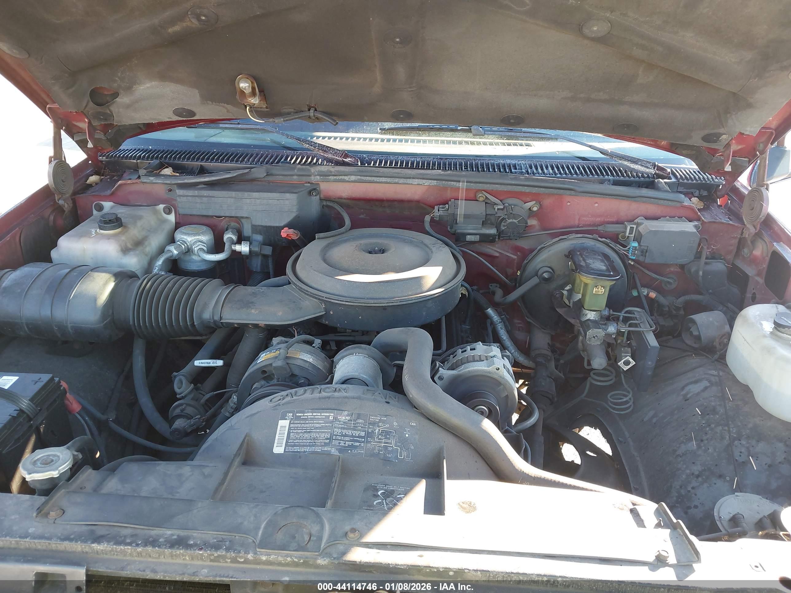CHEVROLET GMT-400 image 10