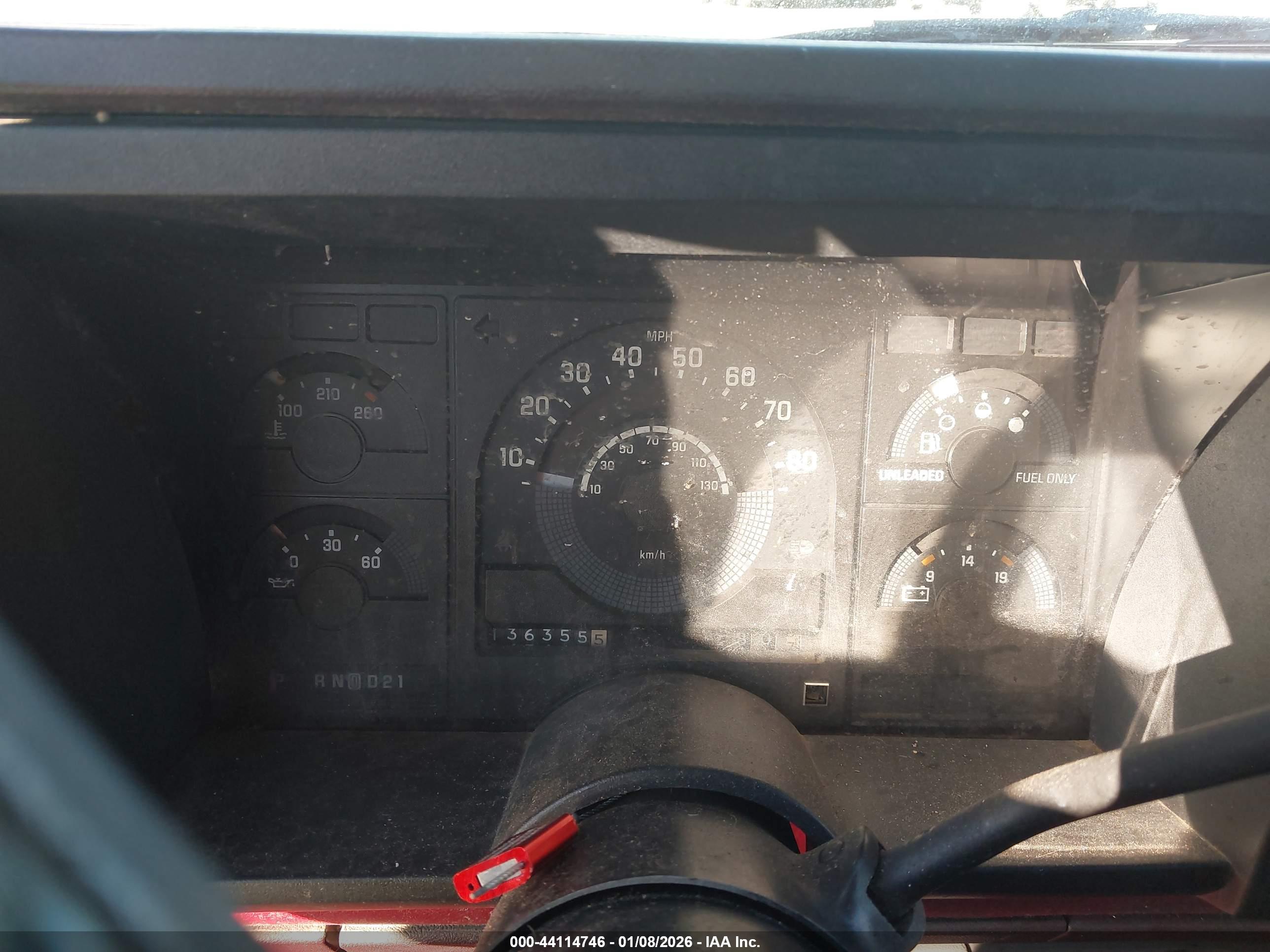 CHEVROLET GMT-400 image 7