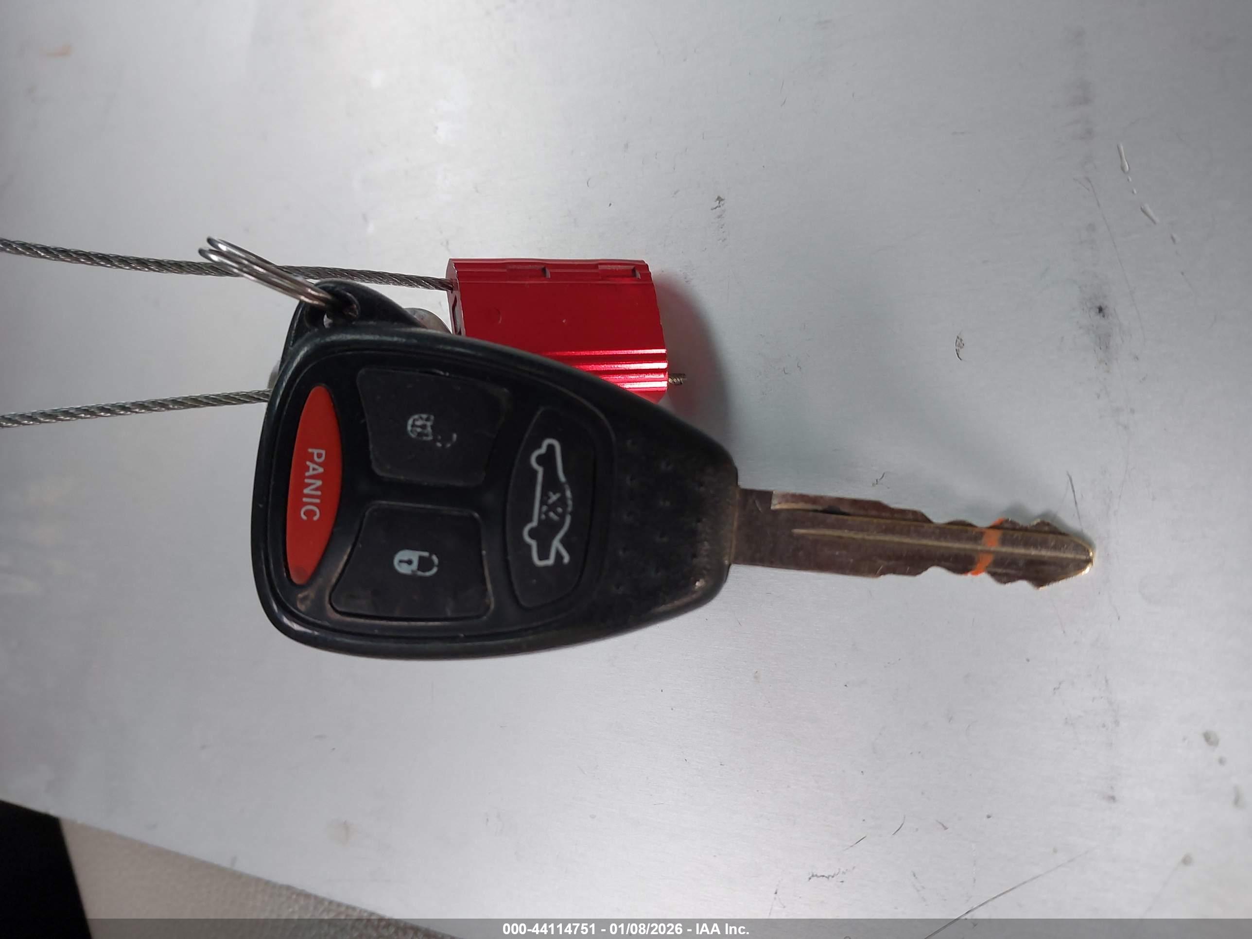 CHRYSLER 300 image 11