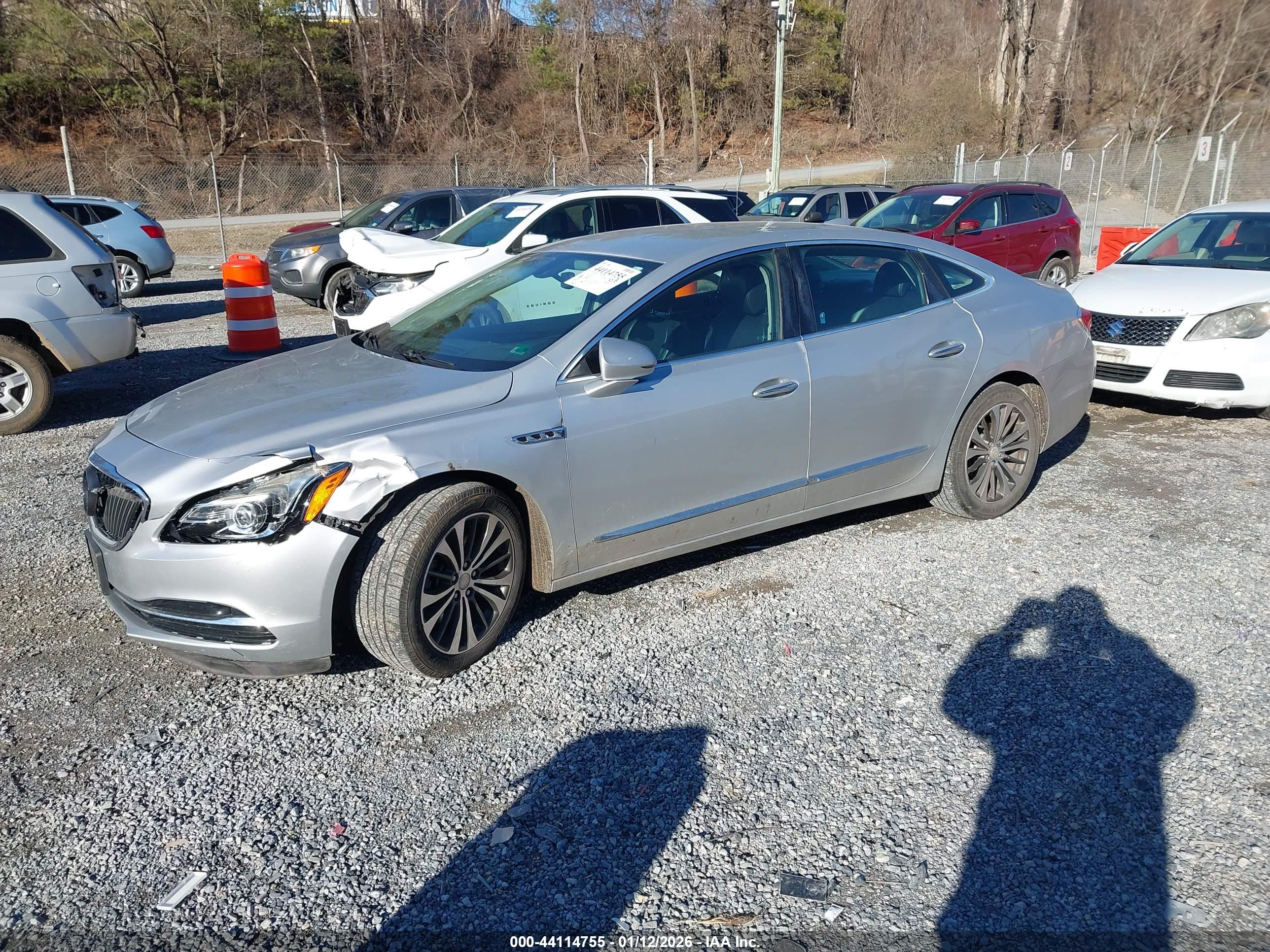 BUICK LACROSSE image 2