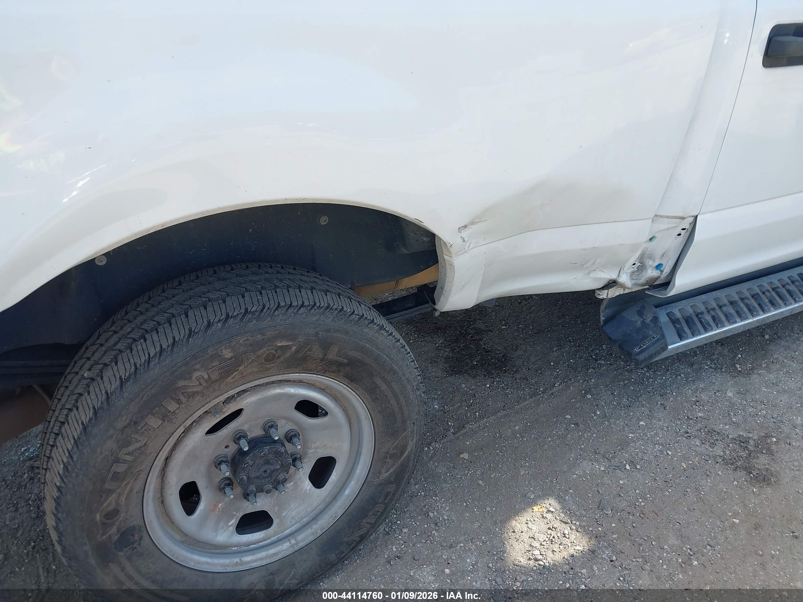 FORD F-250 image 6