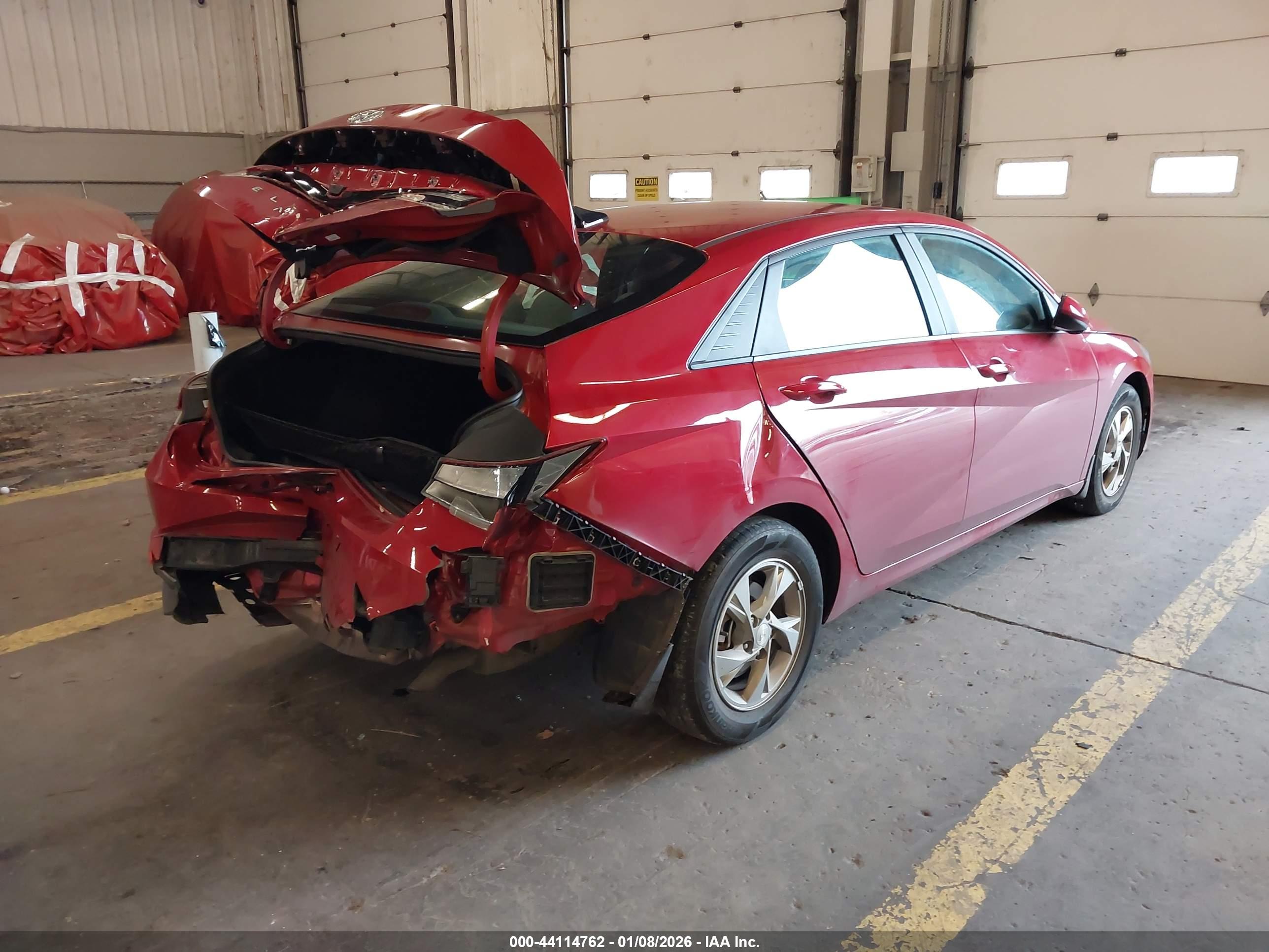 HYUNDAI ELANTRA image 4