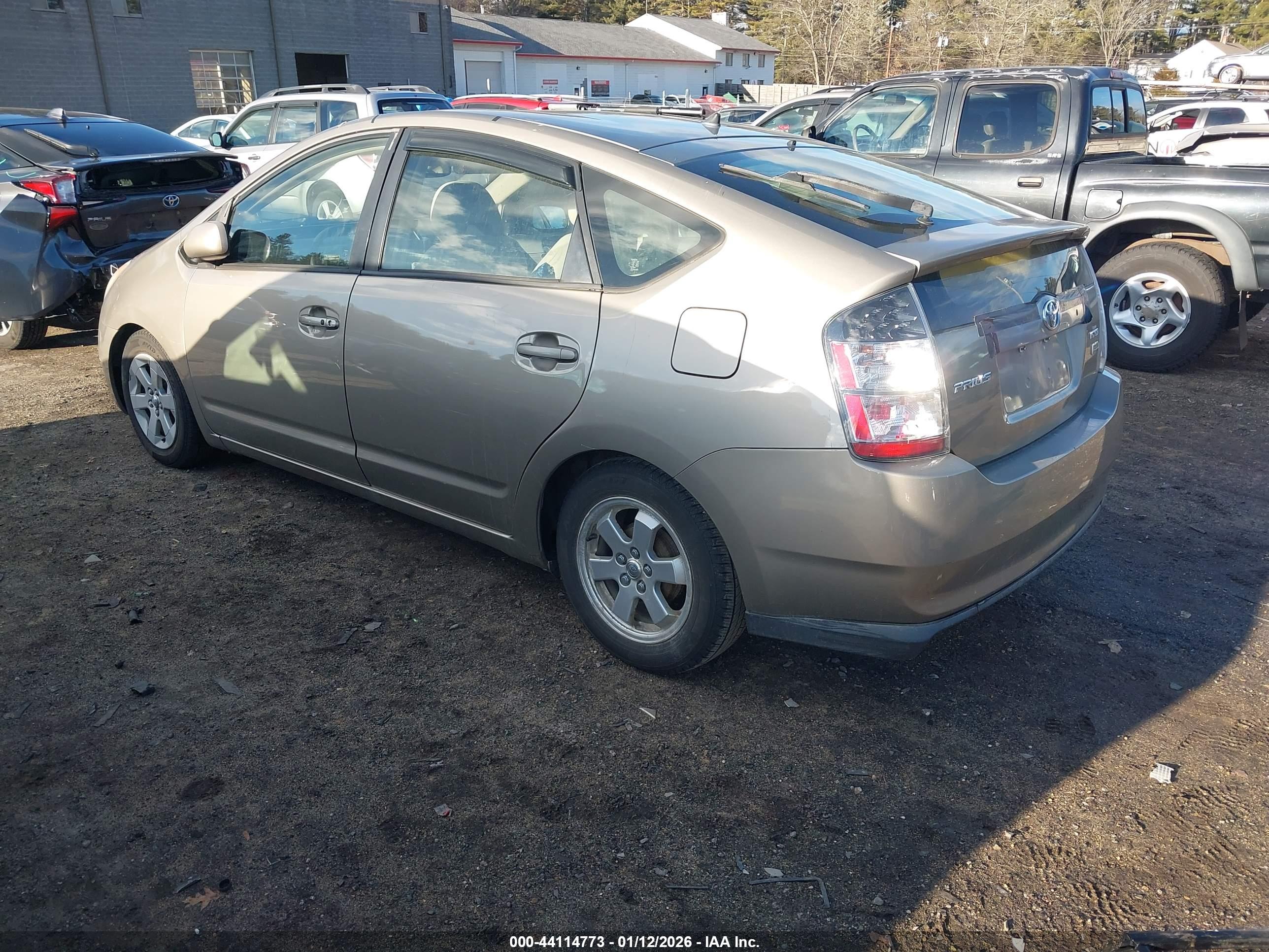 TOYOTA PRIUS image 3