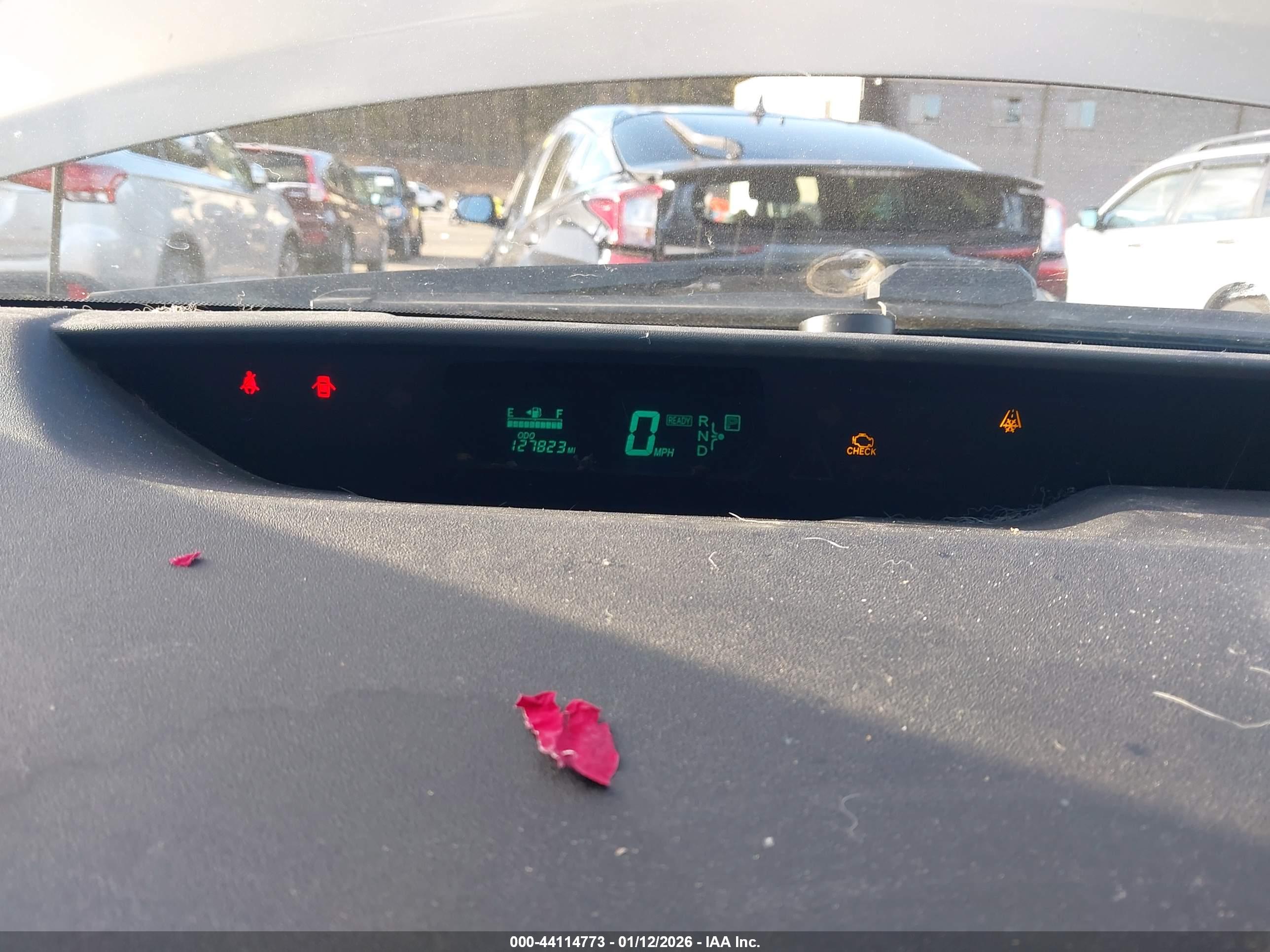 TOYOTA PRIUS image 7