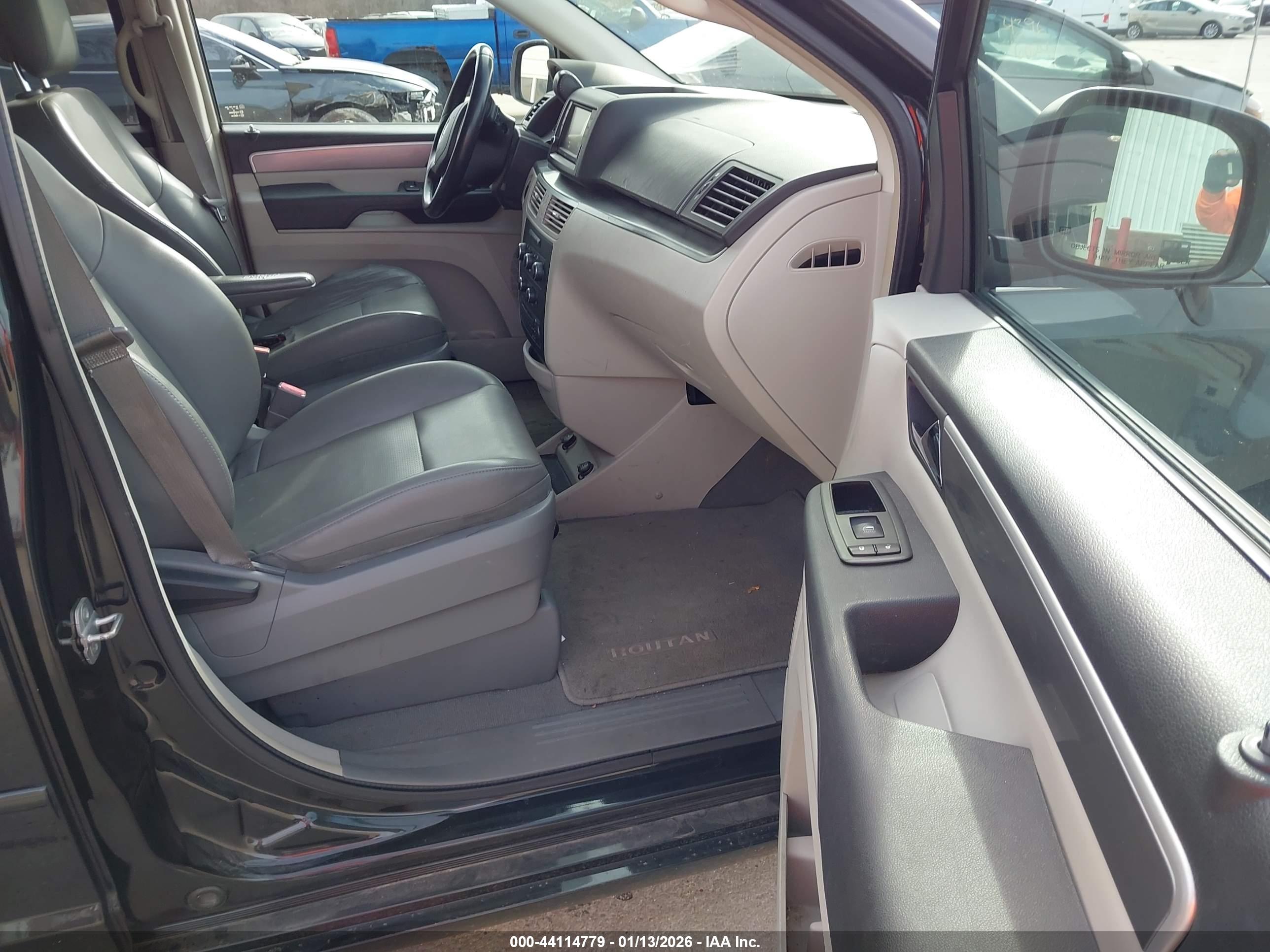 VOLKSWAGEN ROUTAN image 5