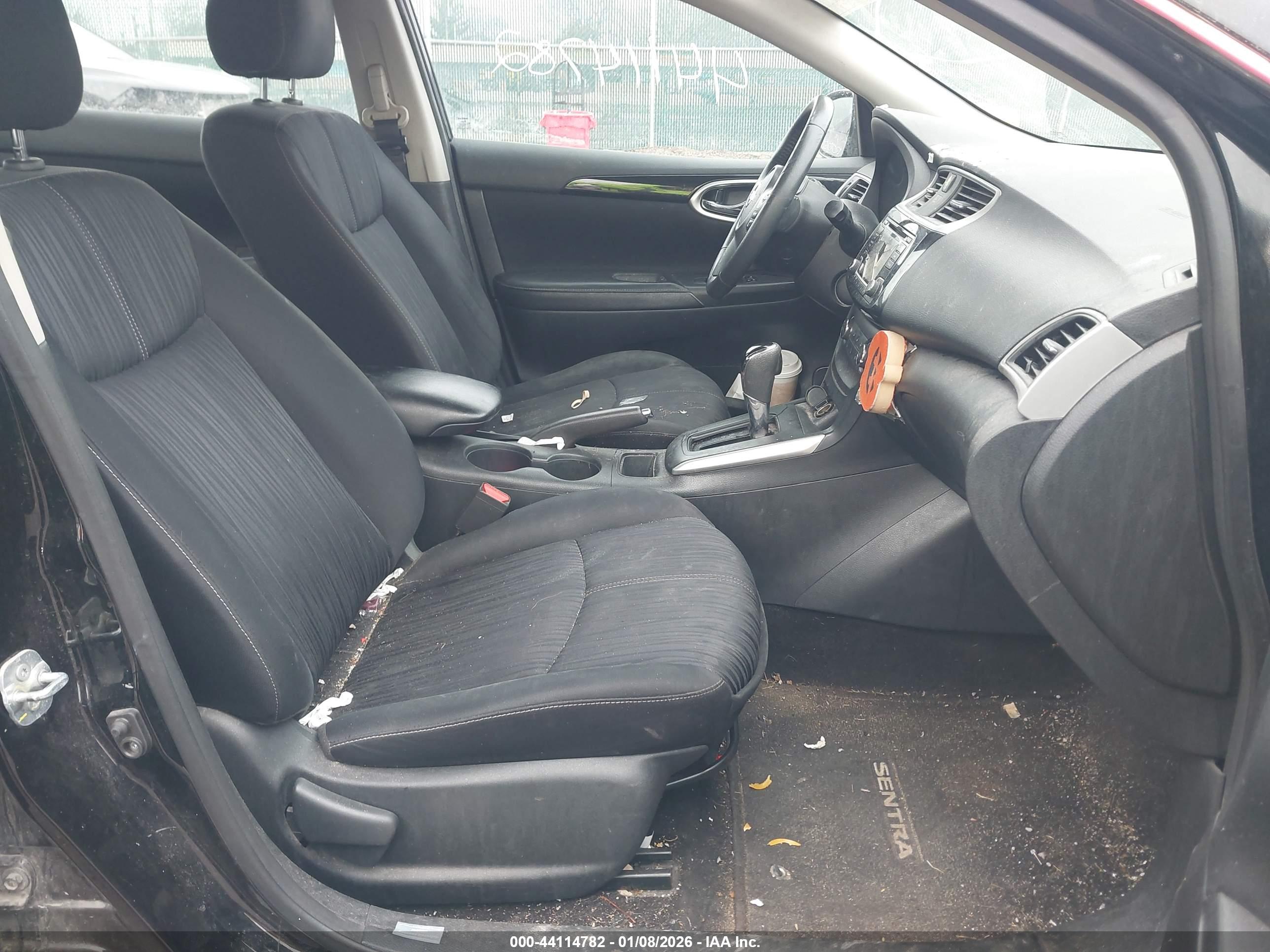 NISSAN SENTRA image 5