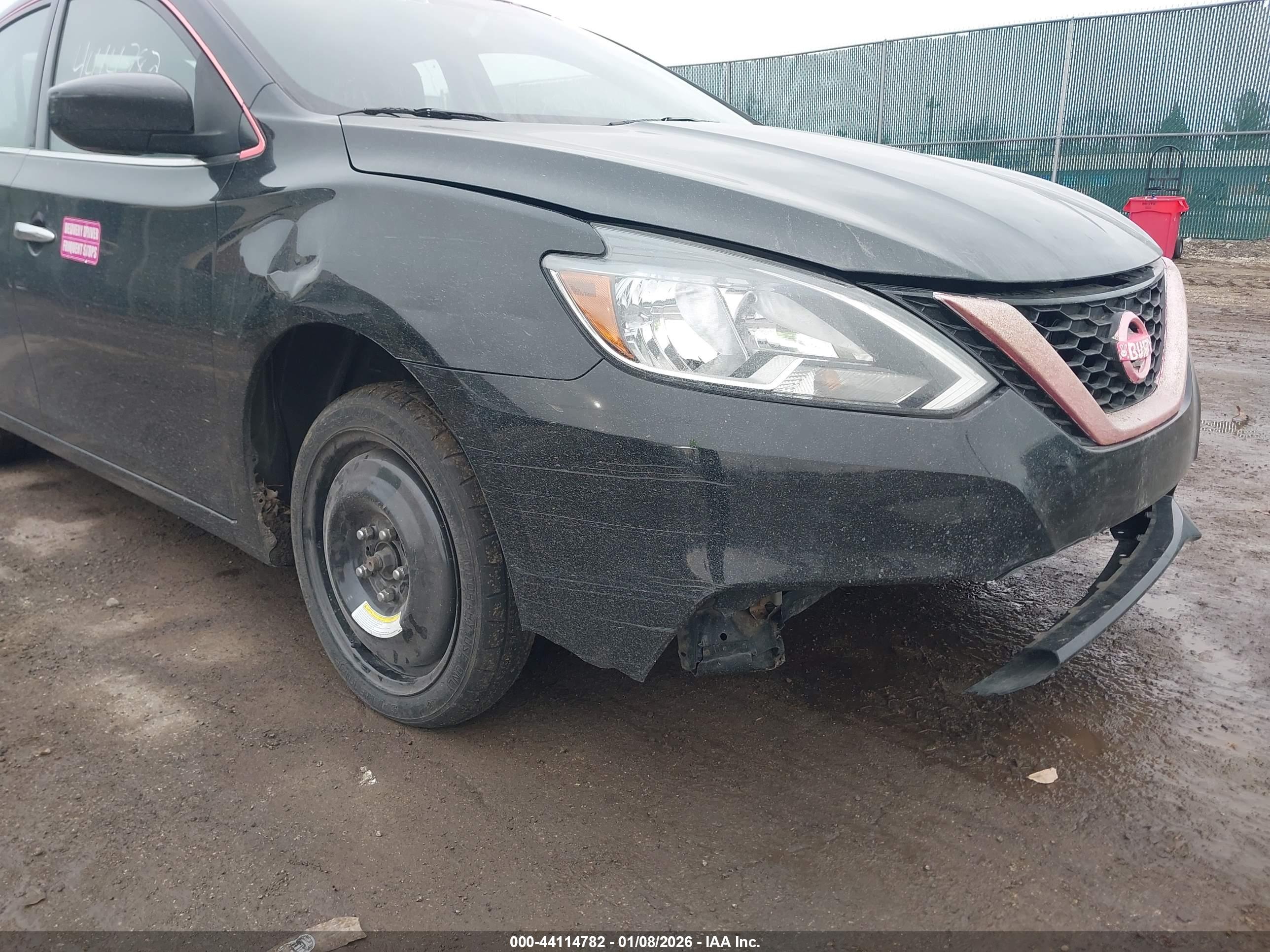 NISSAN SENTRA image 6