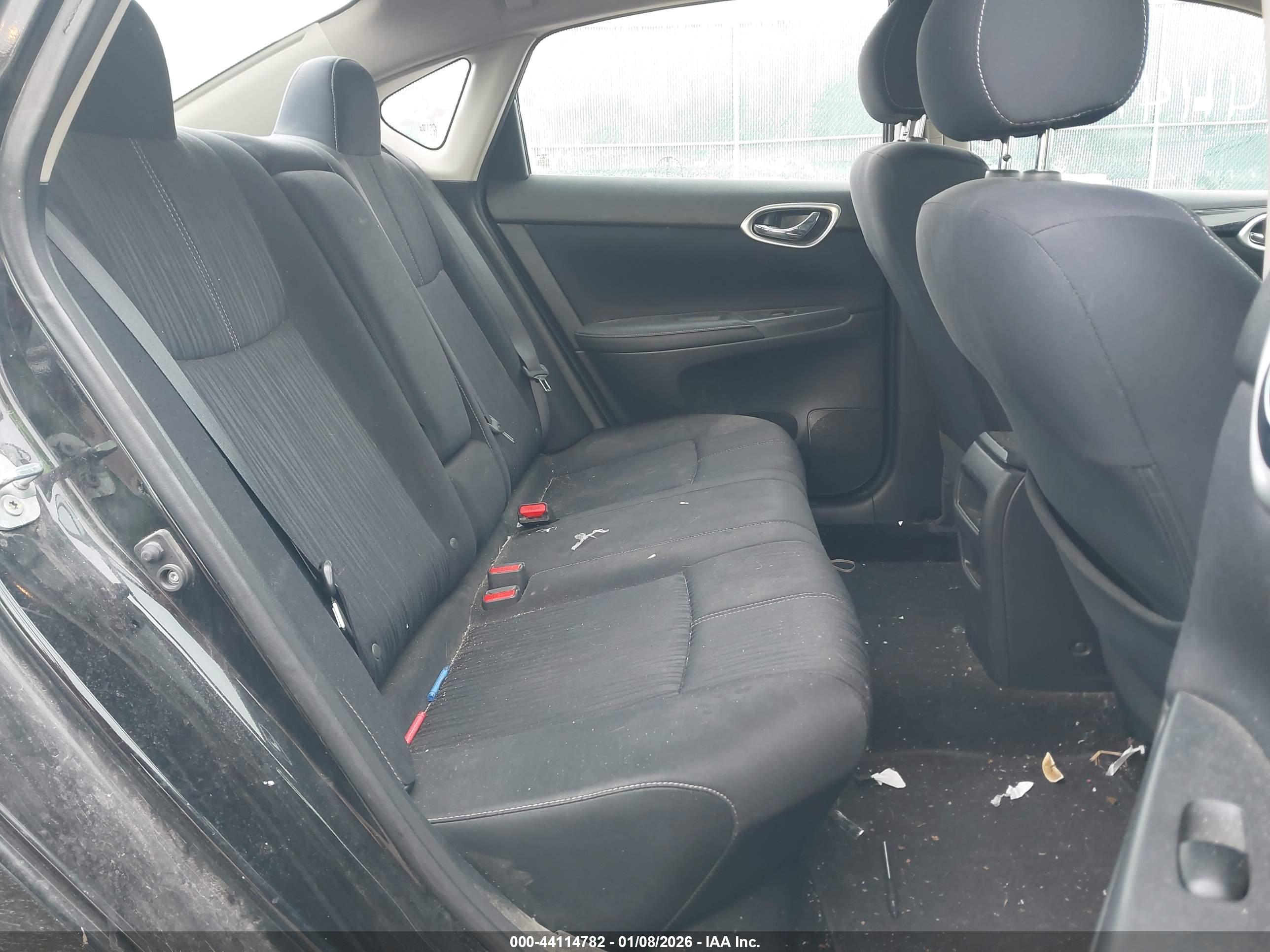 NISSAN SENTRA image 8