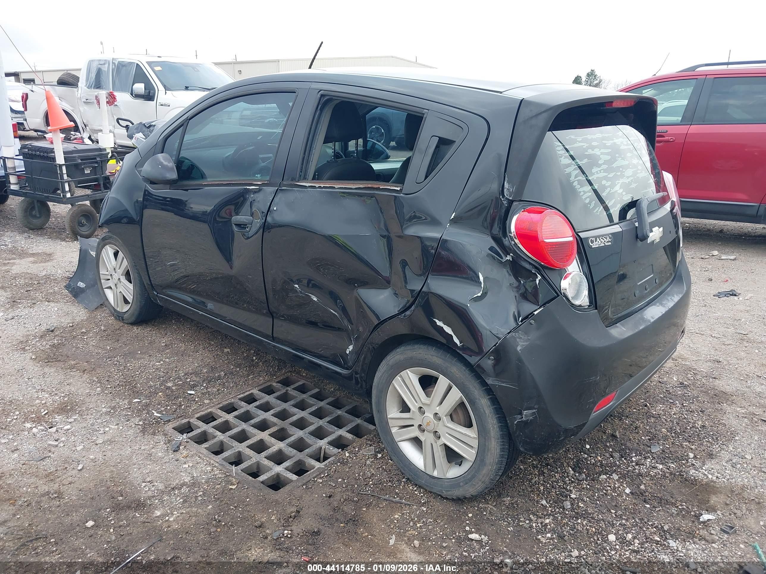 CHEVROLET SPARK image 3