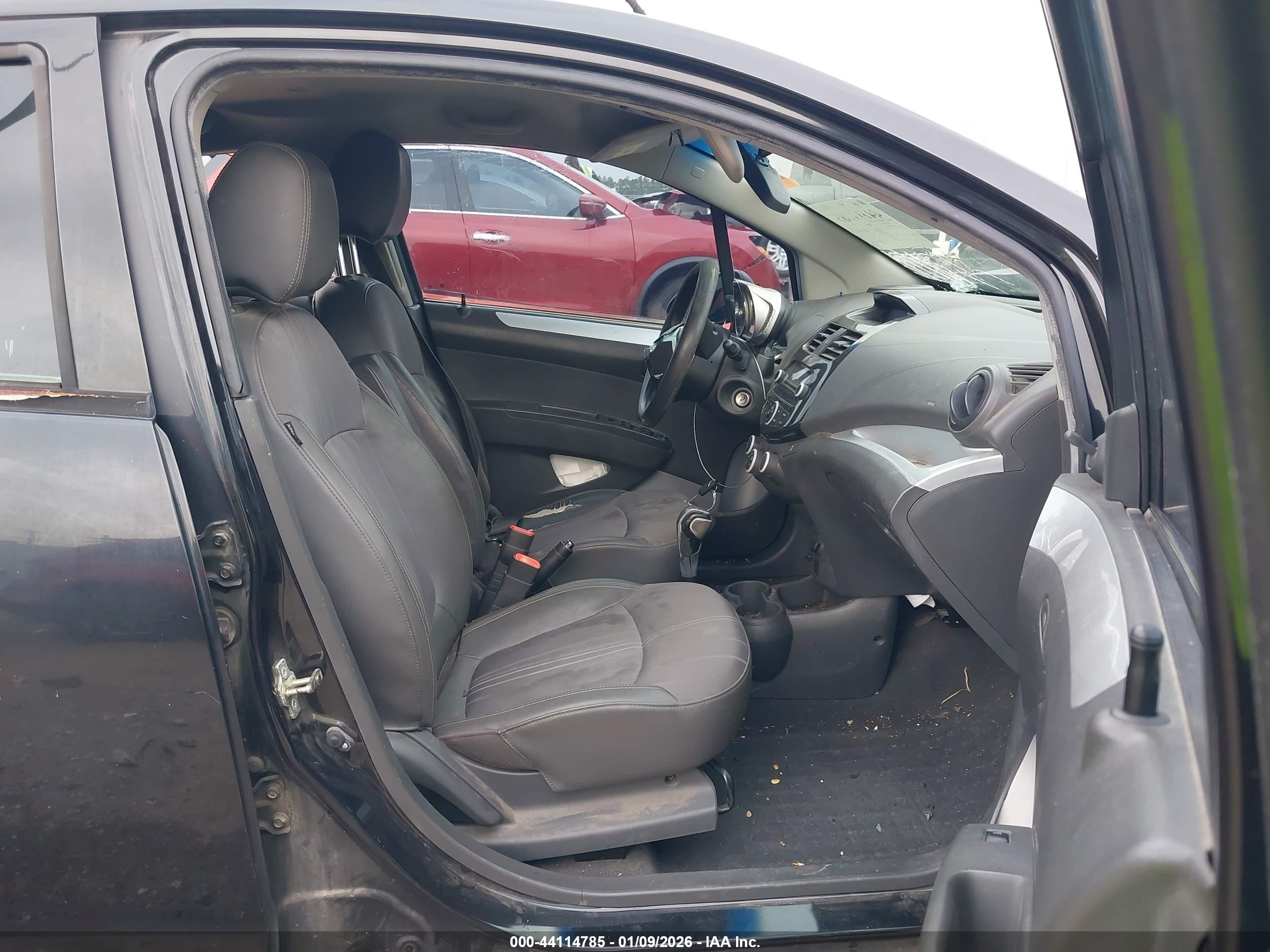 CHEVROLET SPARK image 5