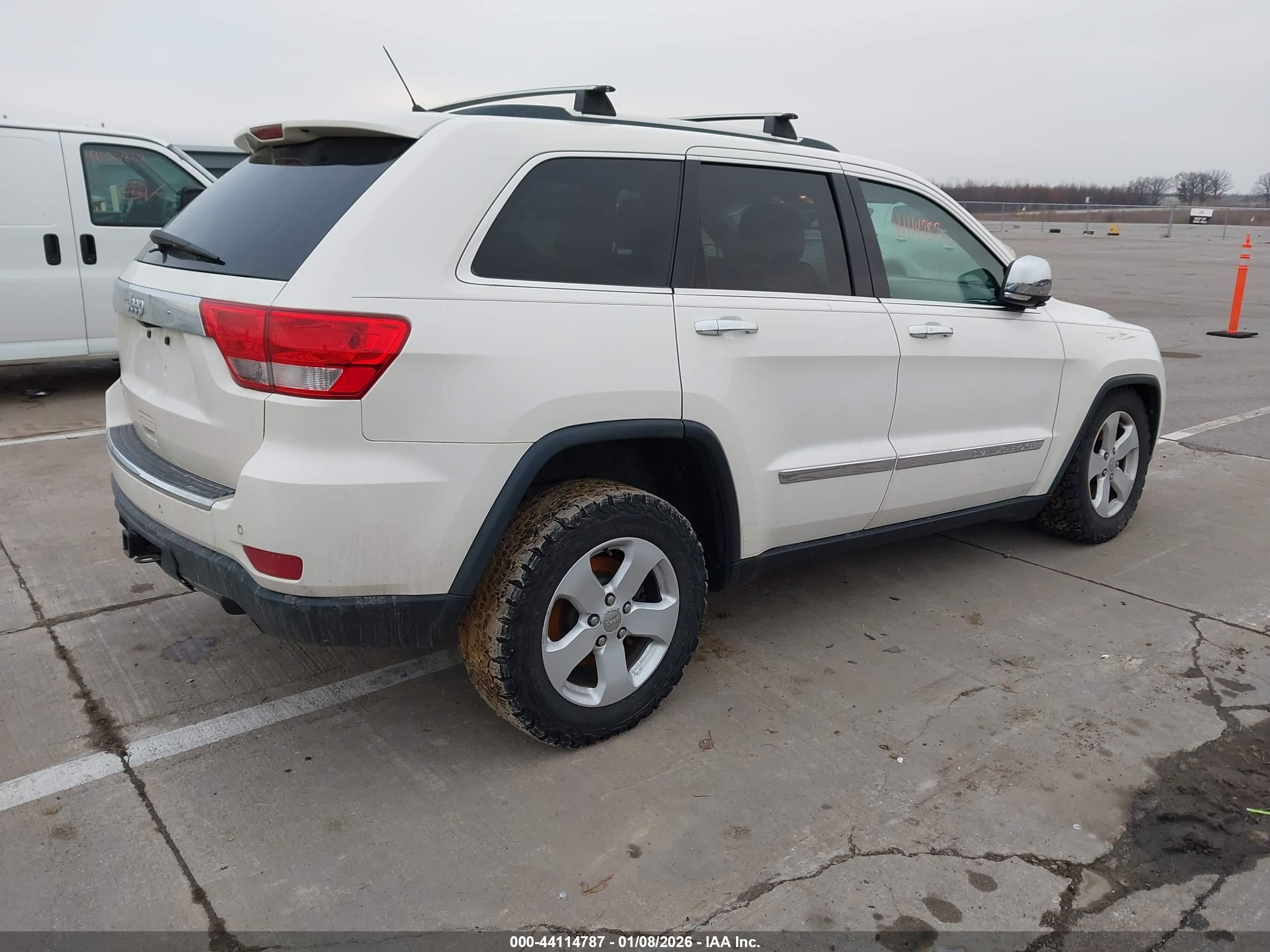 JEEP GRAND image 4