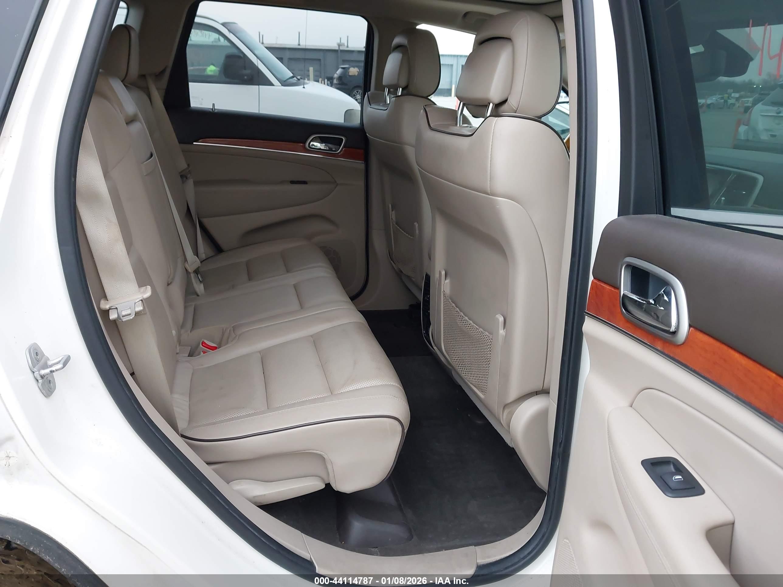 JEEP GRAND image 8