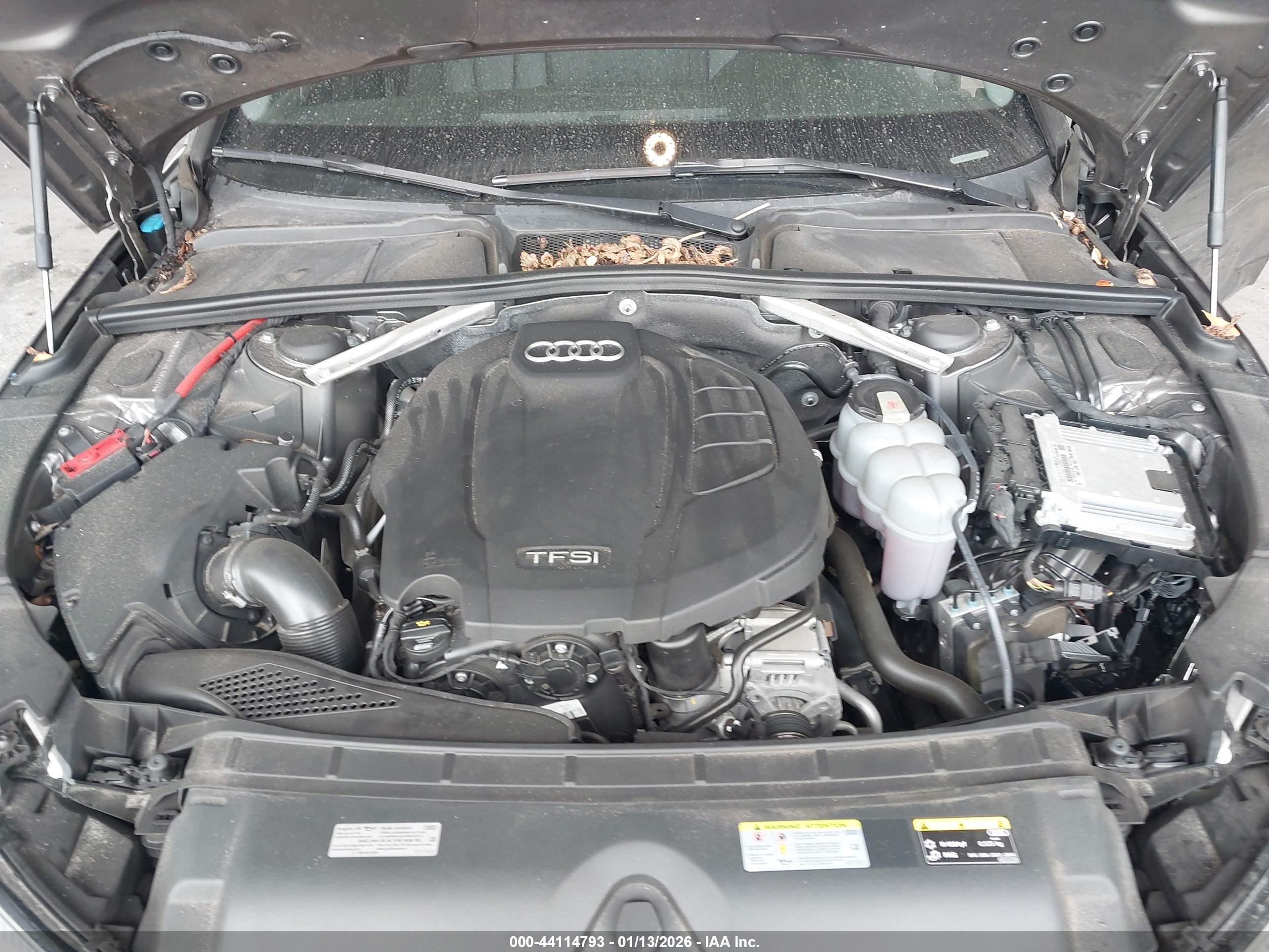 AUDI A4 image 10