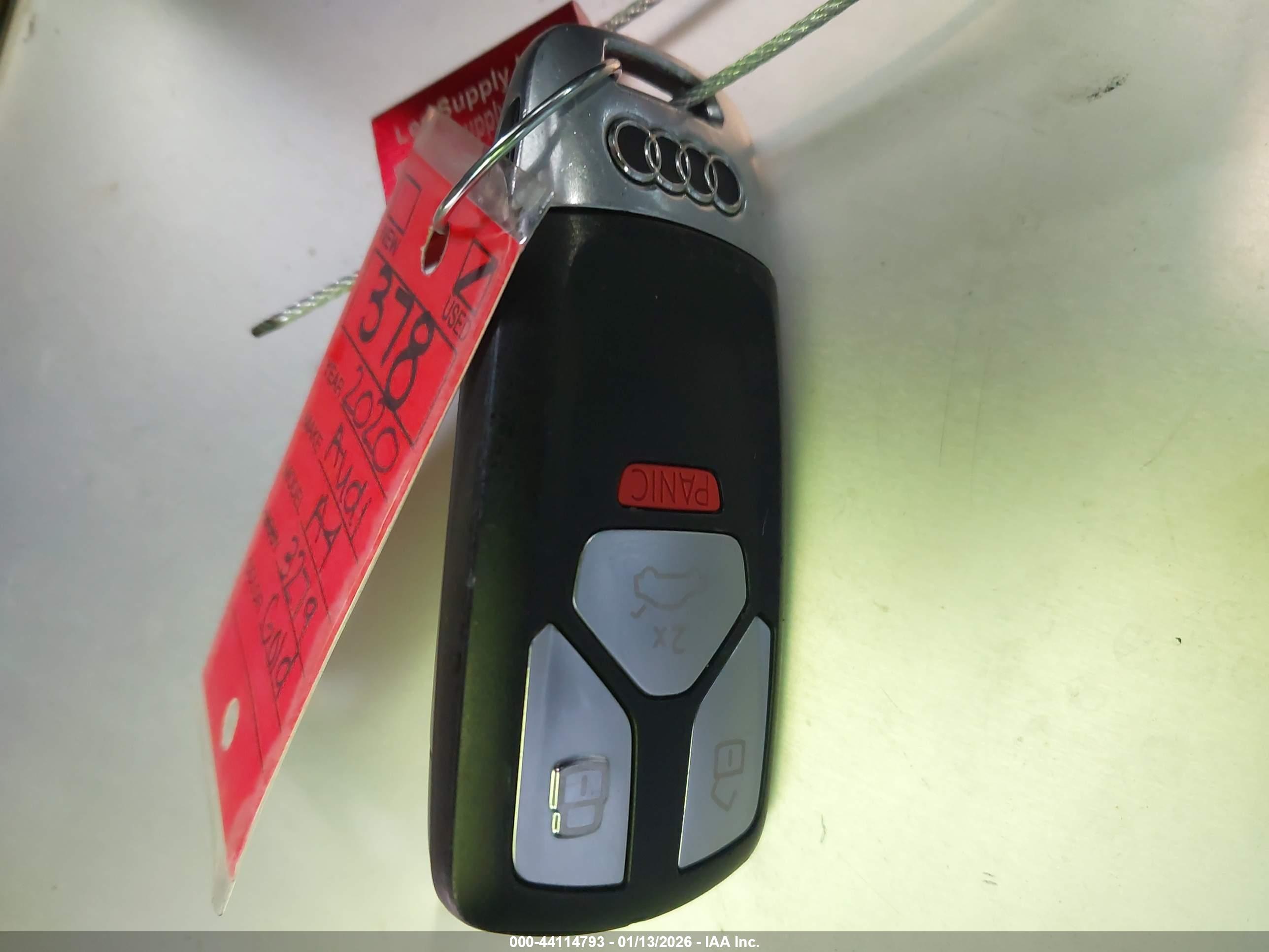 AUDI A4 image 11