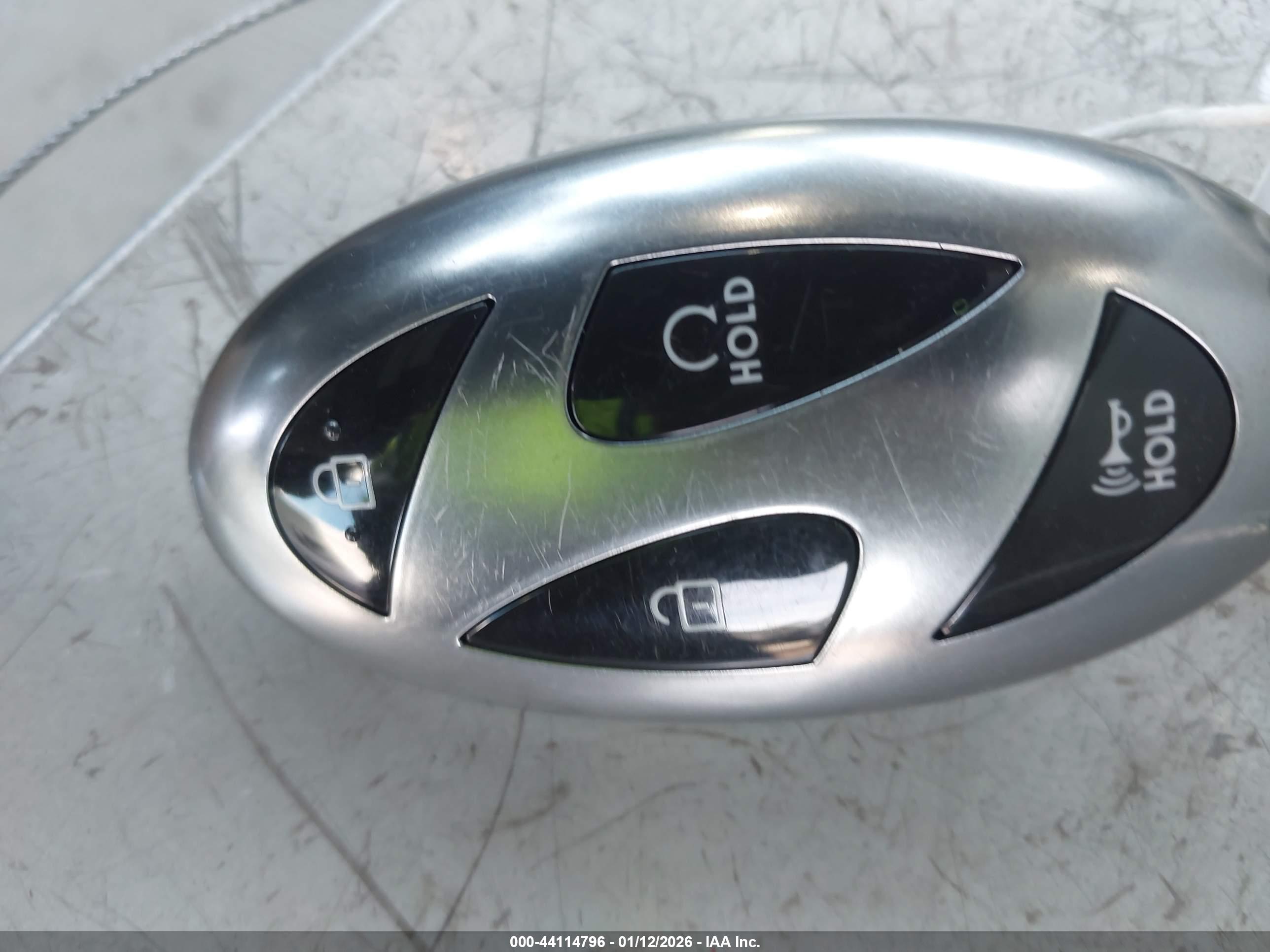 HYUNDAI KONA image 11