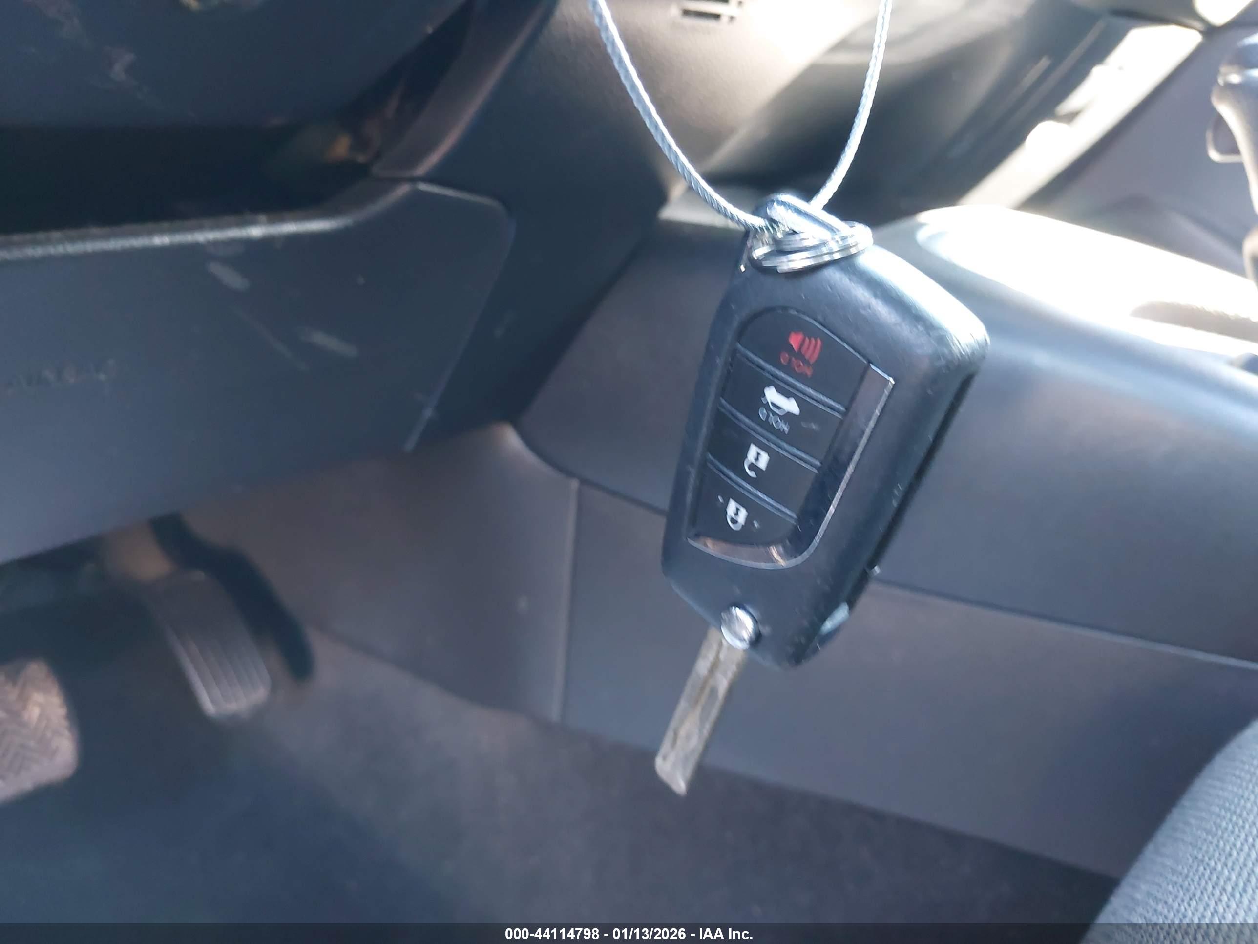 TOYOTA COROLLA image 11