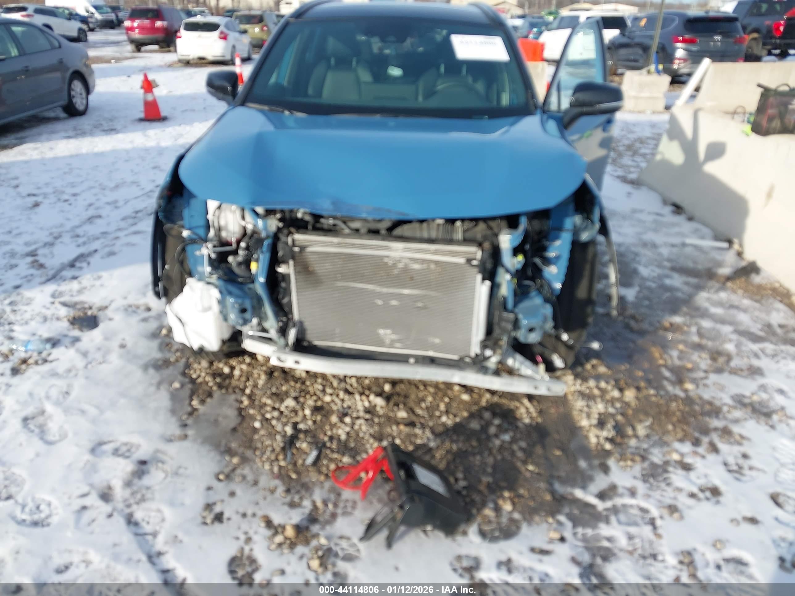 TOYOTA RAV4 image 6