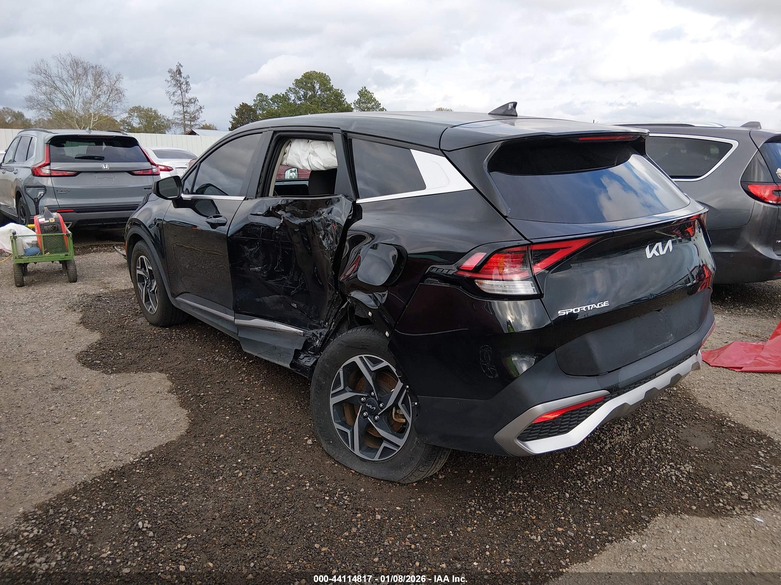 KIA SPORTAGE image 3