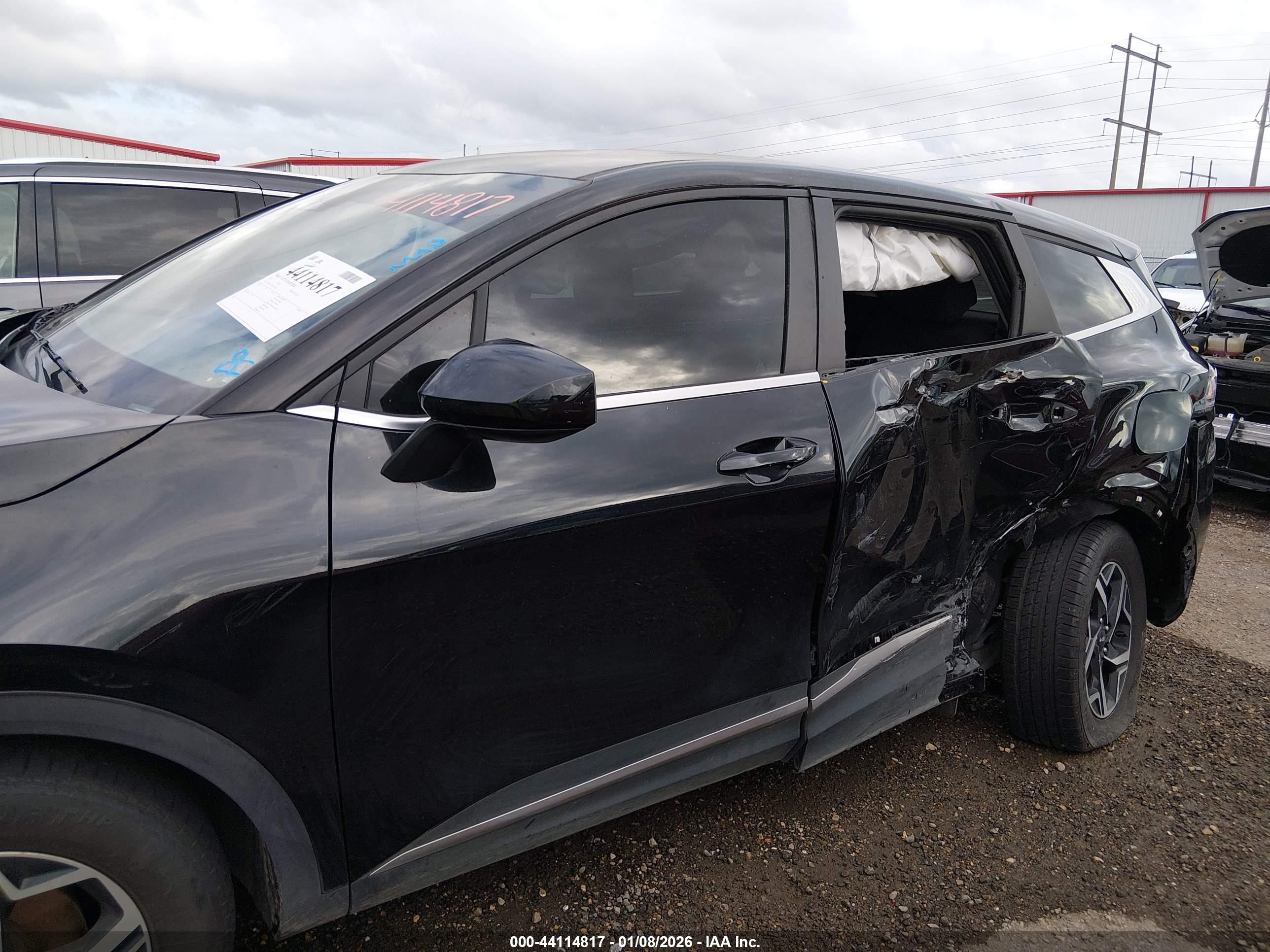 KIA SPORTAGE image 6