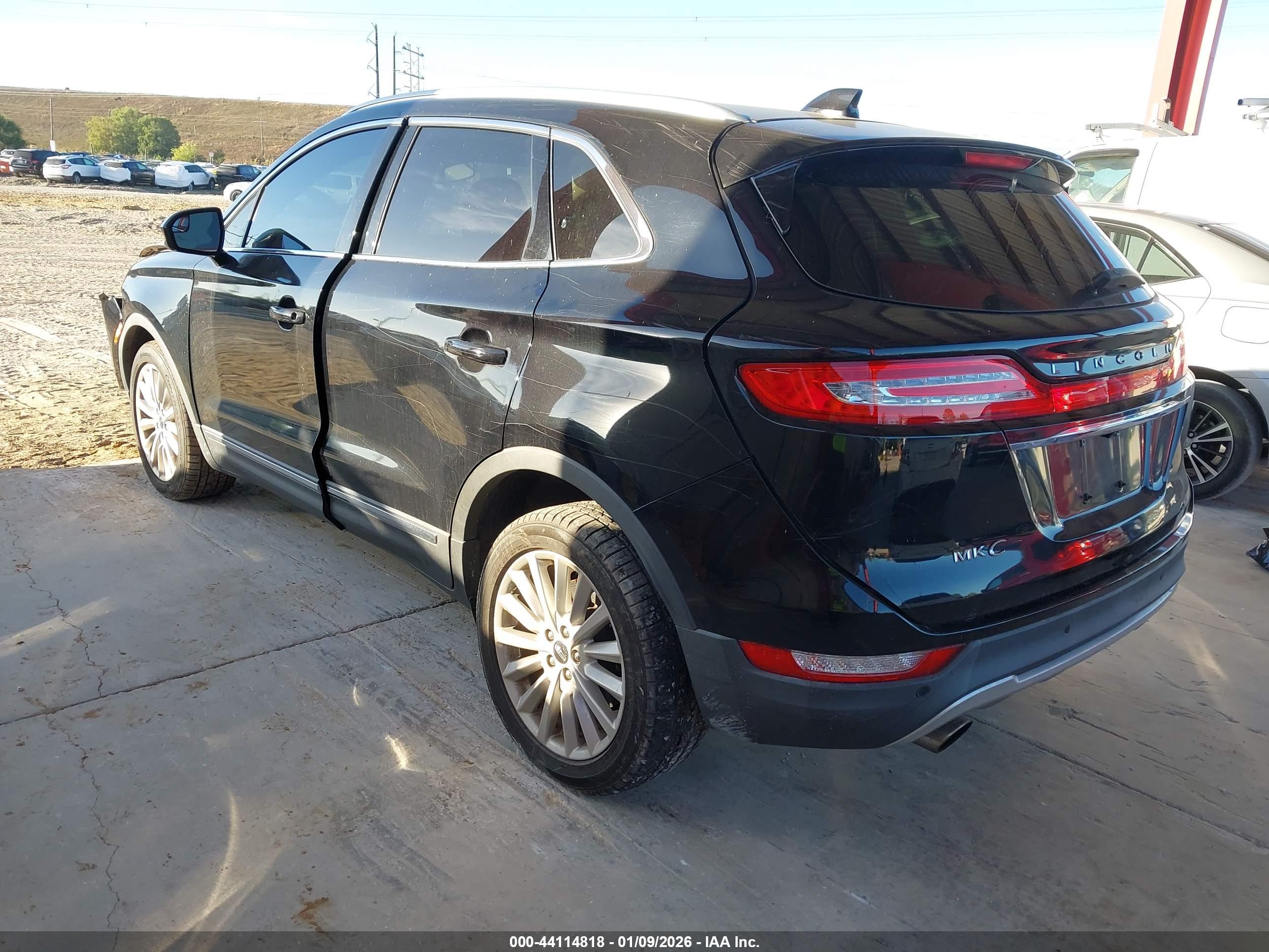 LINCOLN MKC image 3