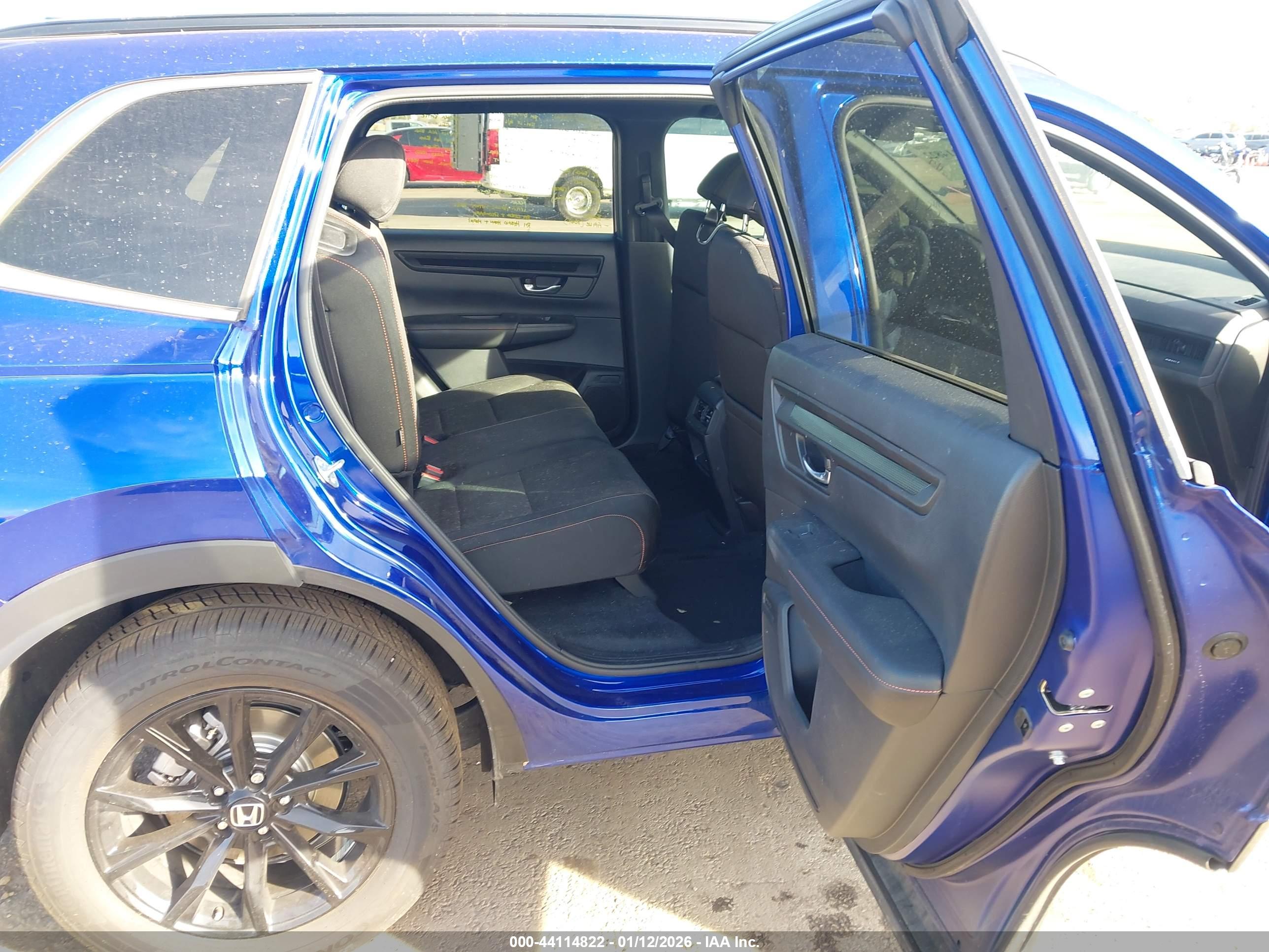 HONDA CR-V image 8