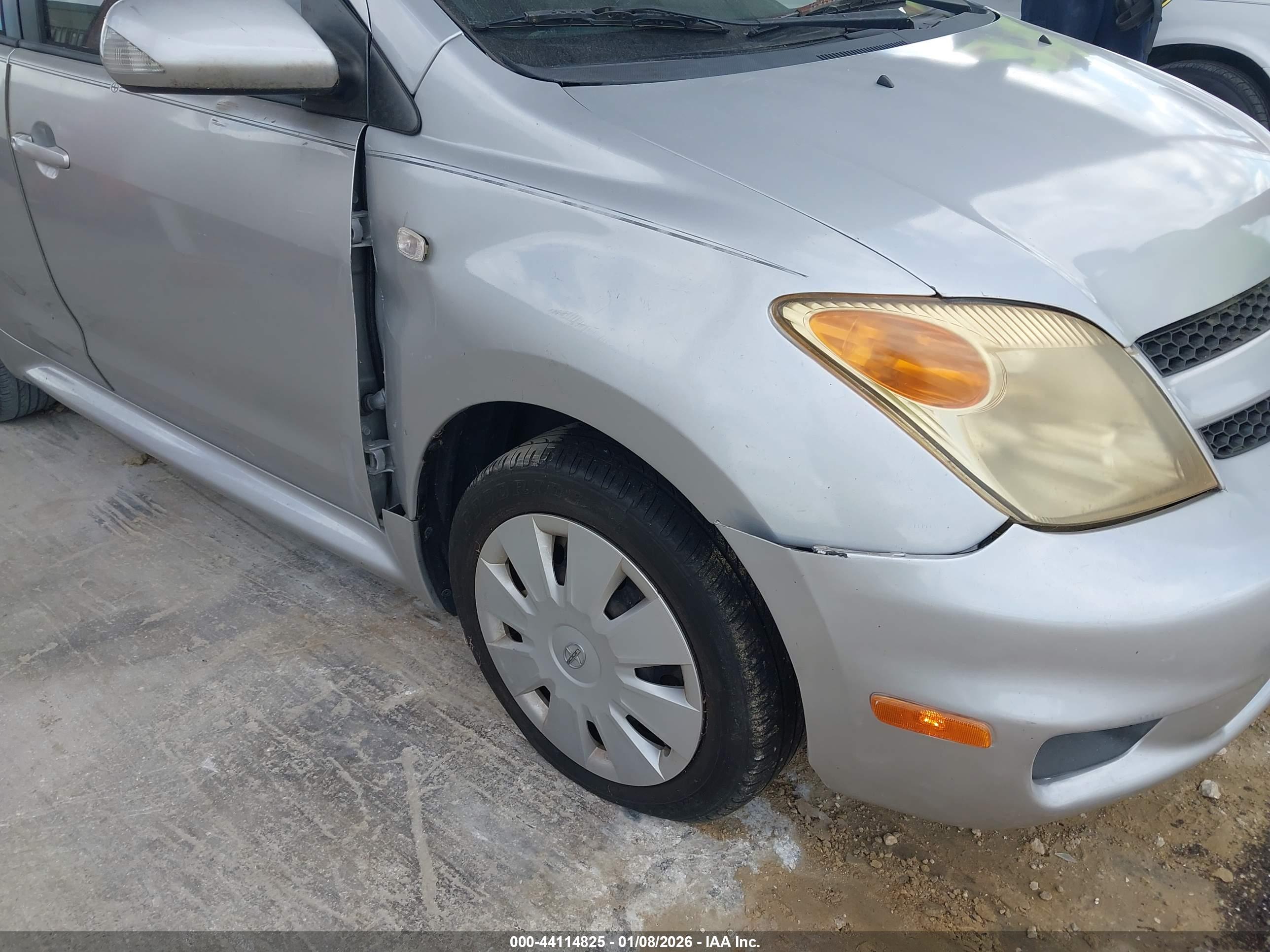 SCION XA image 6