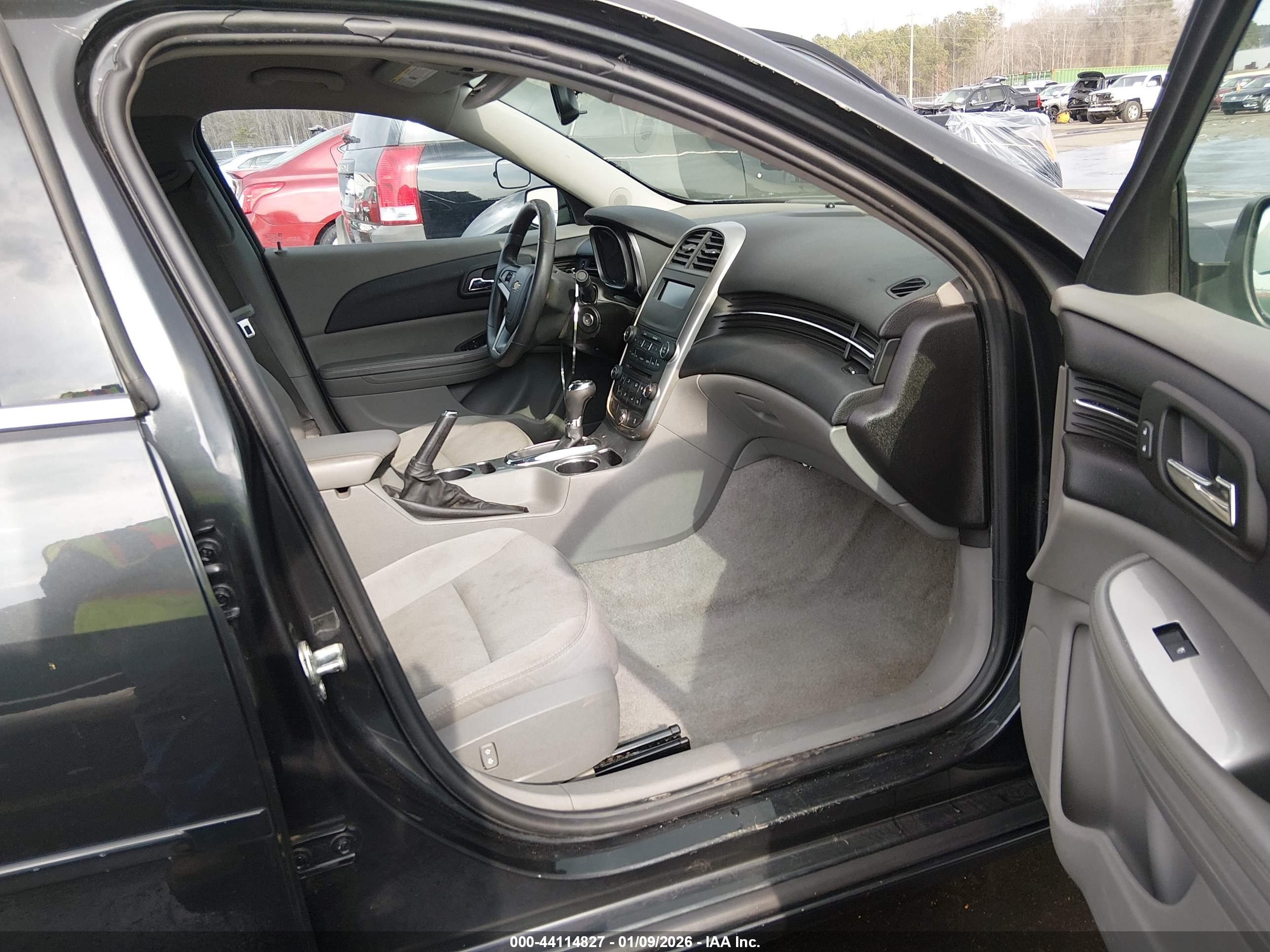 CHEVROLET MALIBU image 5