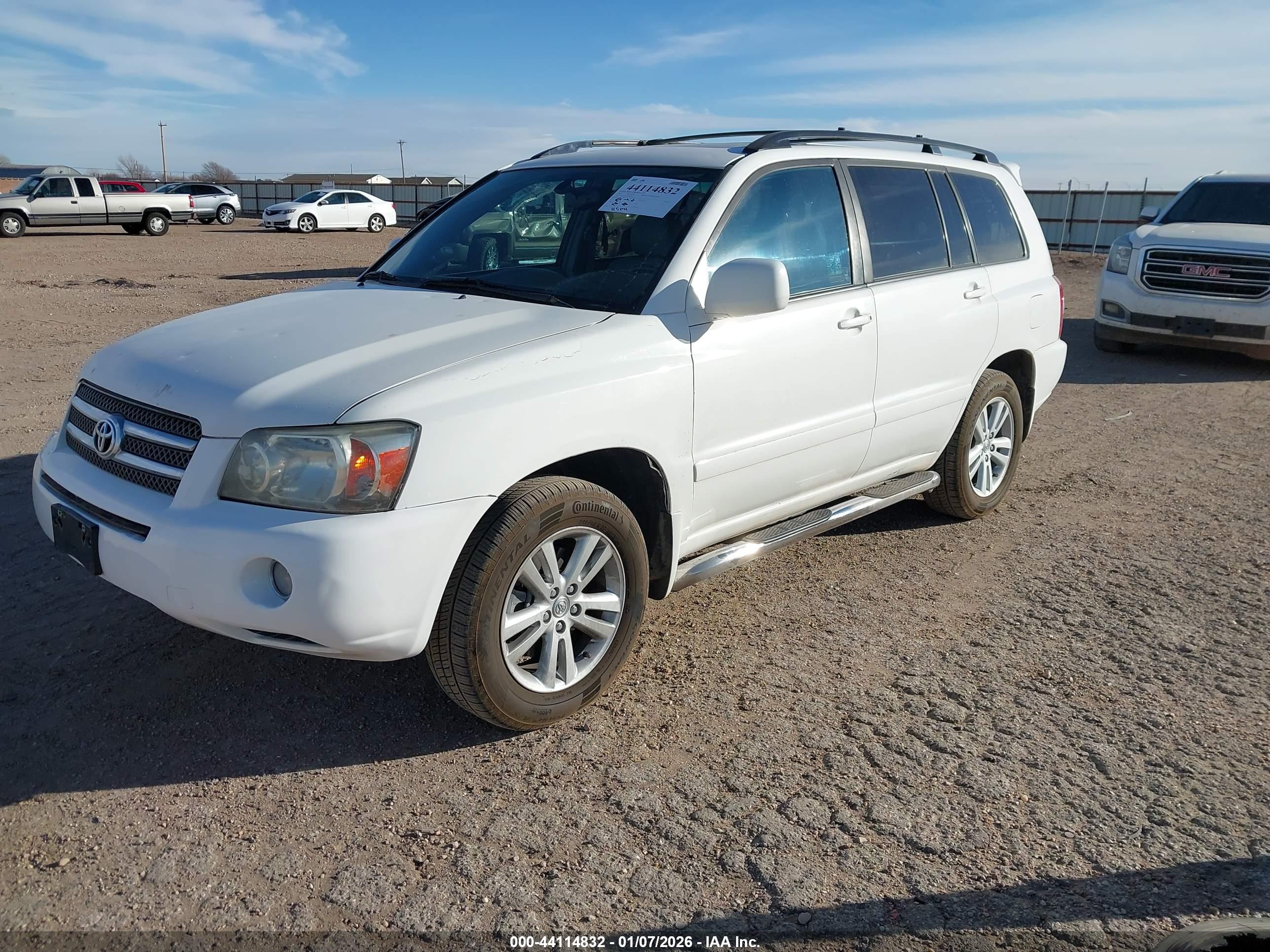 TOYOTA HIGHLANDER image 2