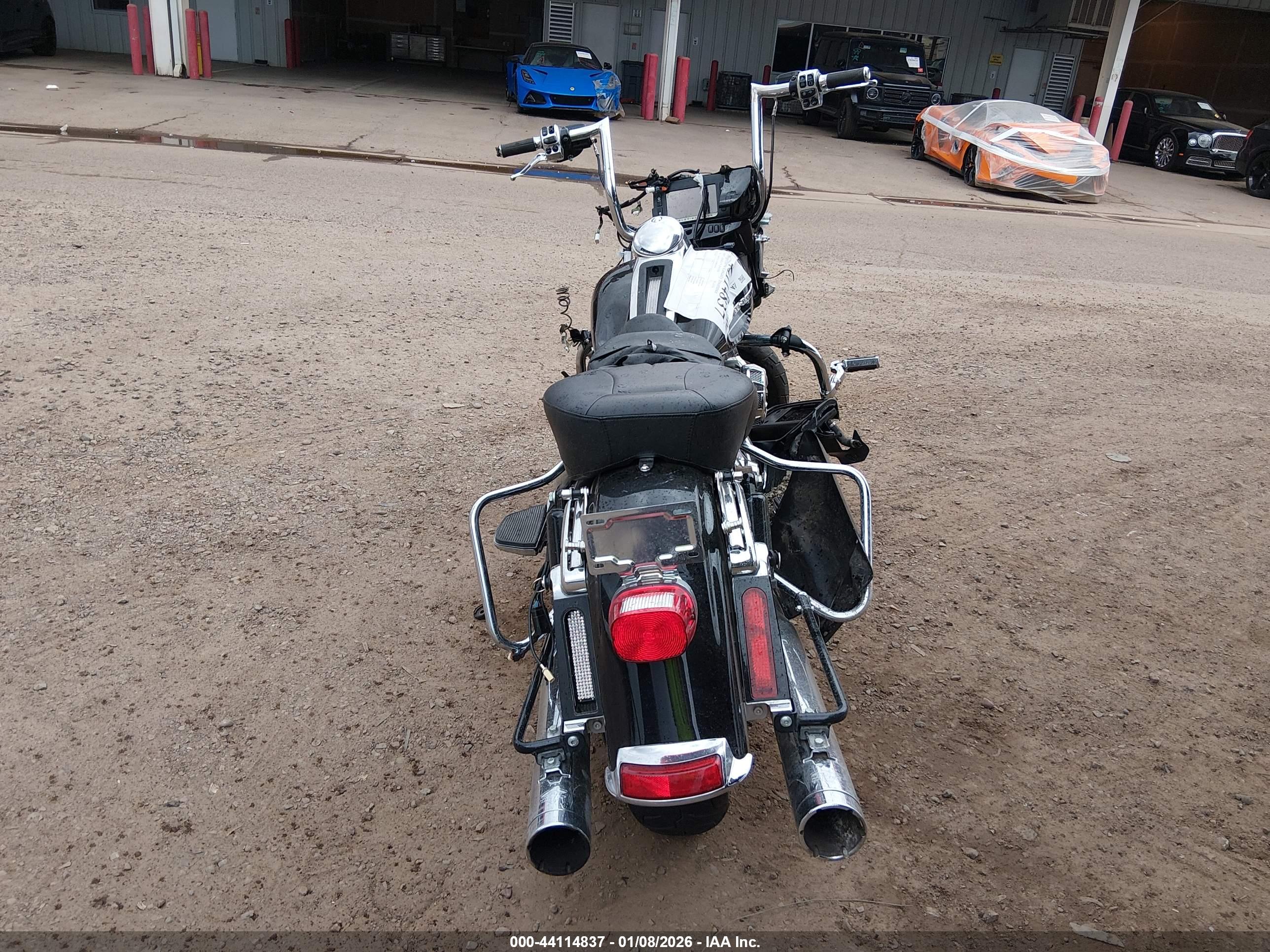 HARLEY-DAVIDSON FLHTK image 6