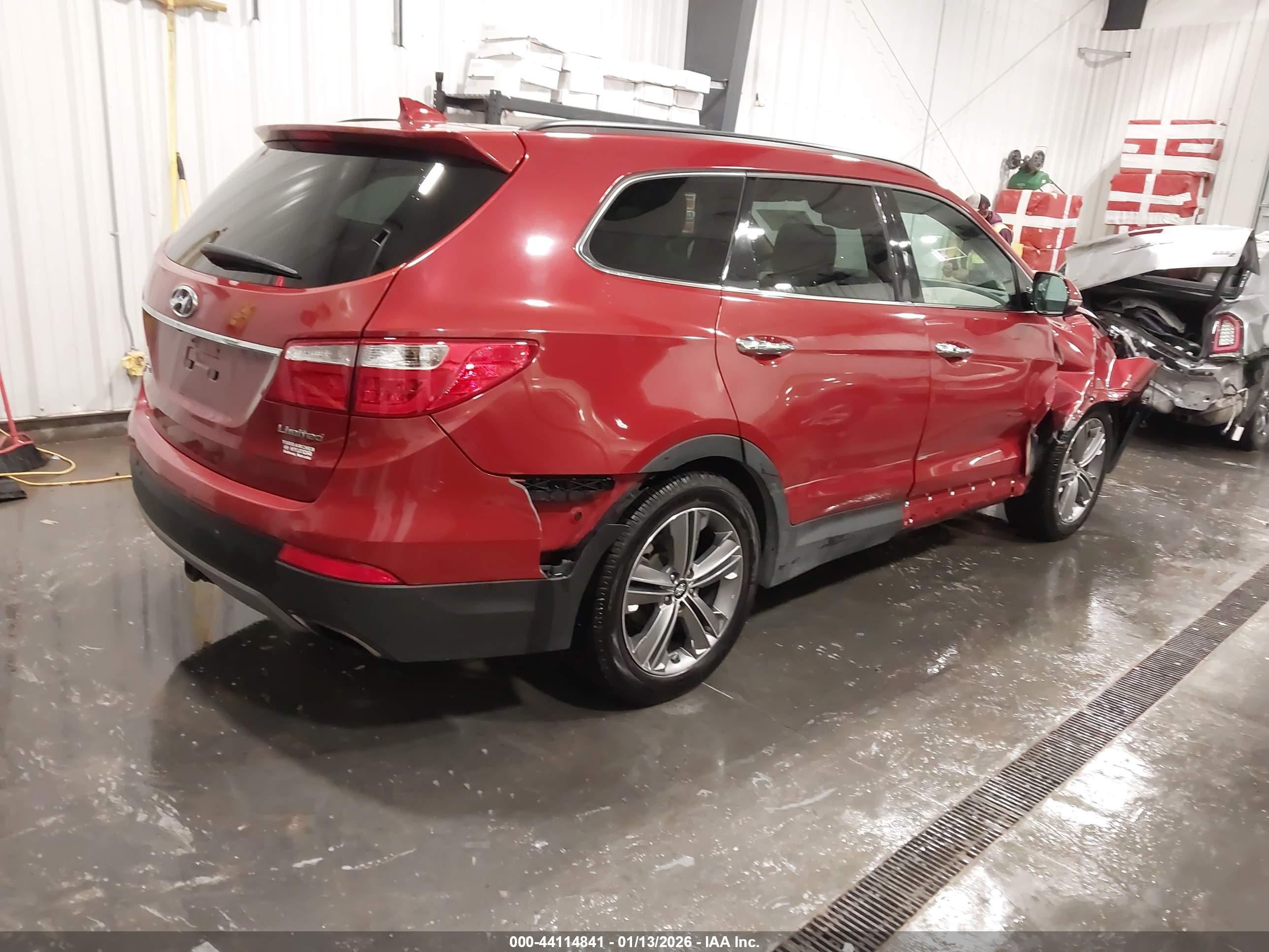 HYUNDAI SANTA image 4