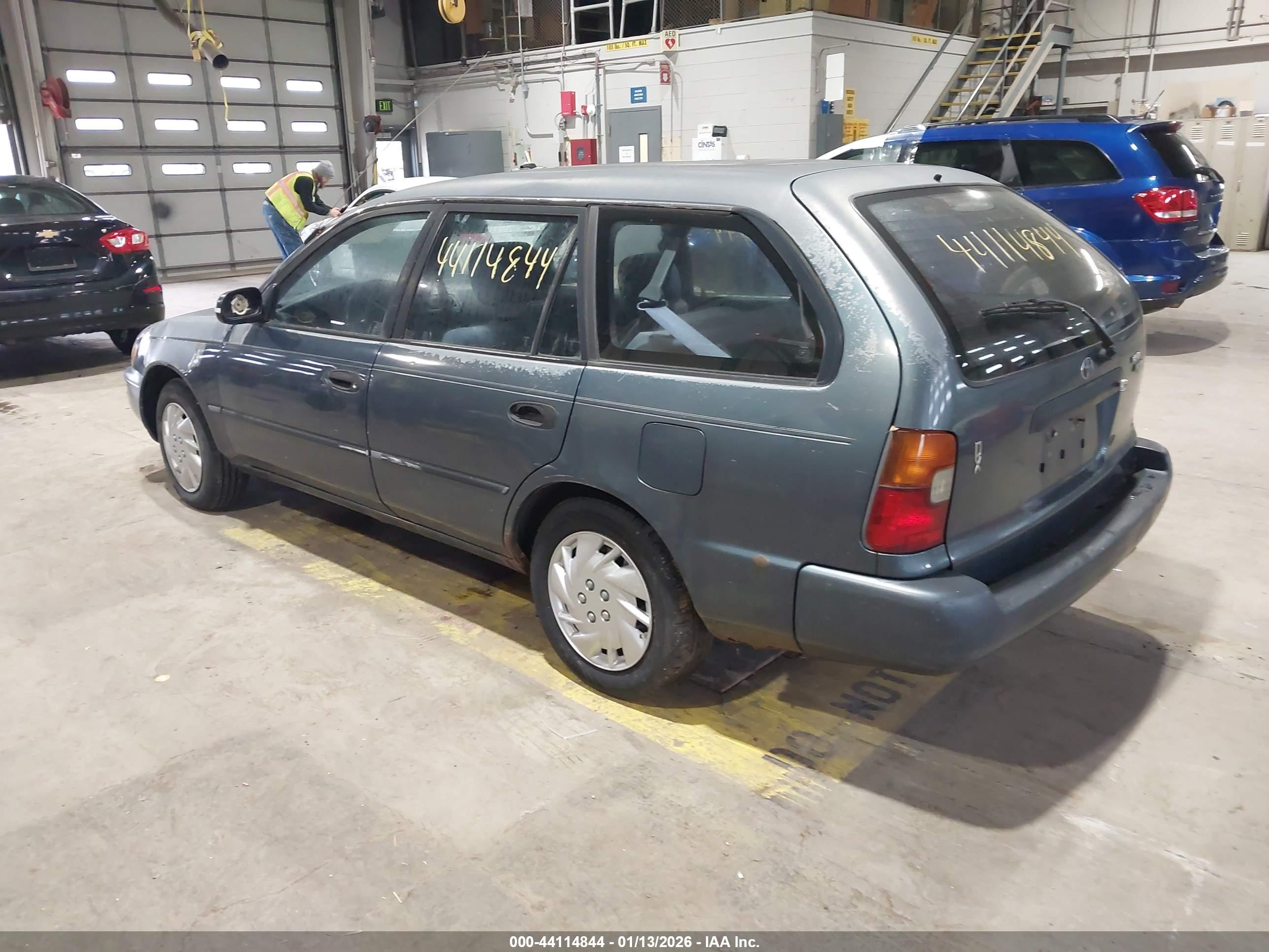TOYOTA COROLLA image 3