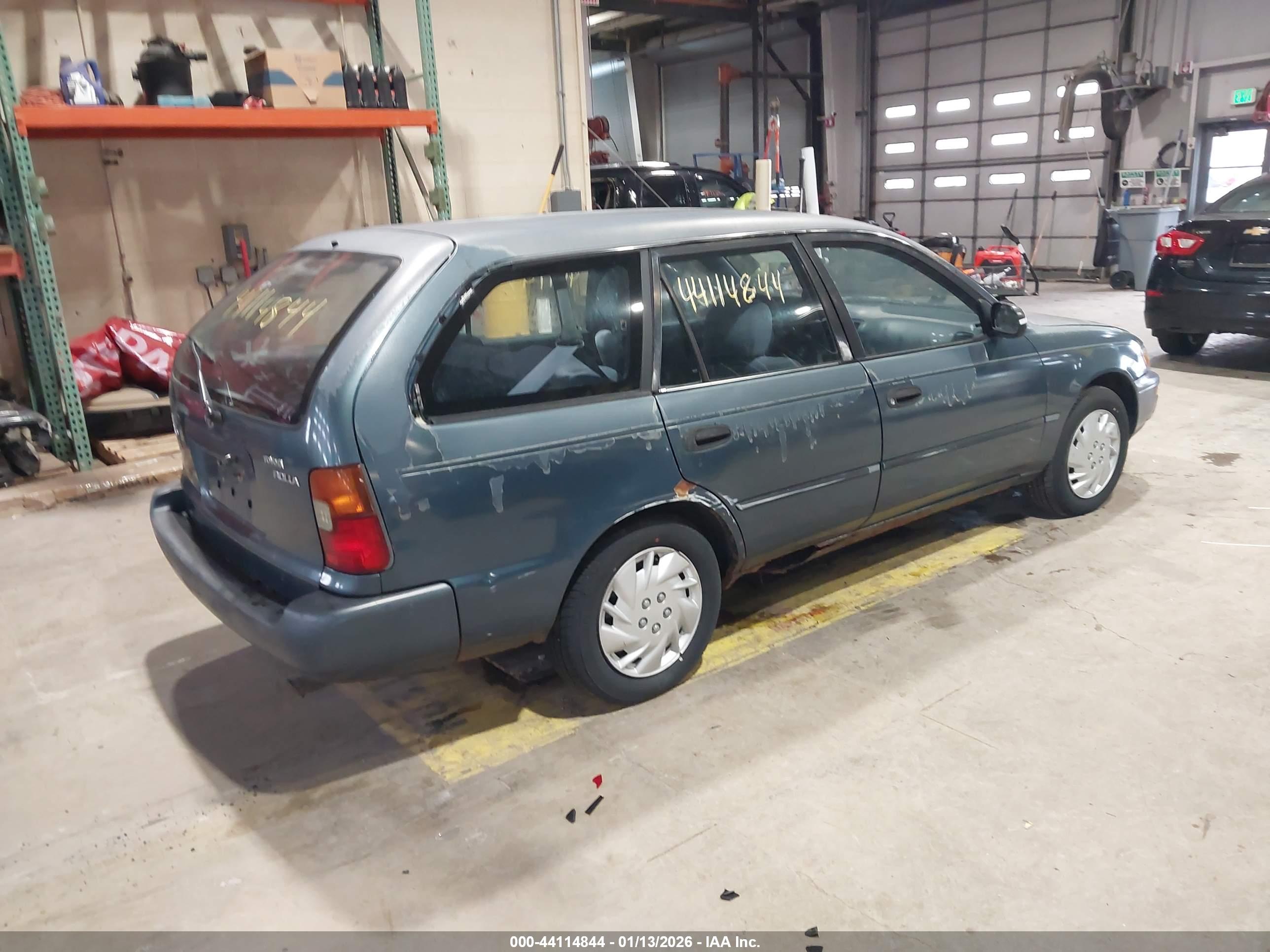 TOYOTA COROLLA image 4